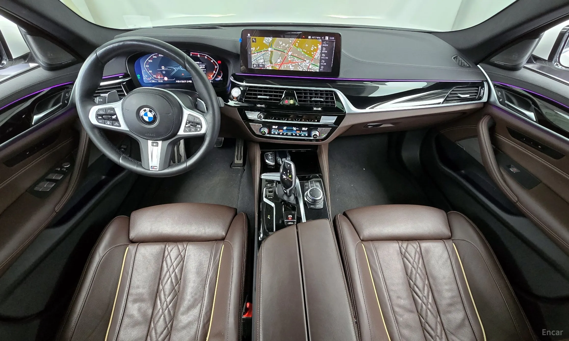 BMW 5 Series (G30) превью 4
