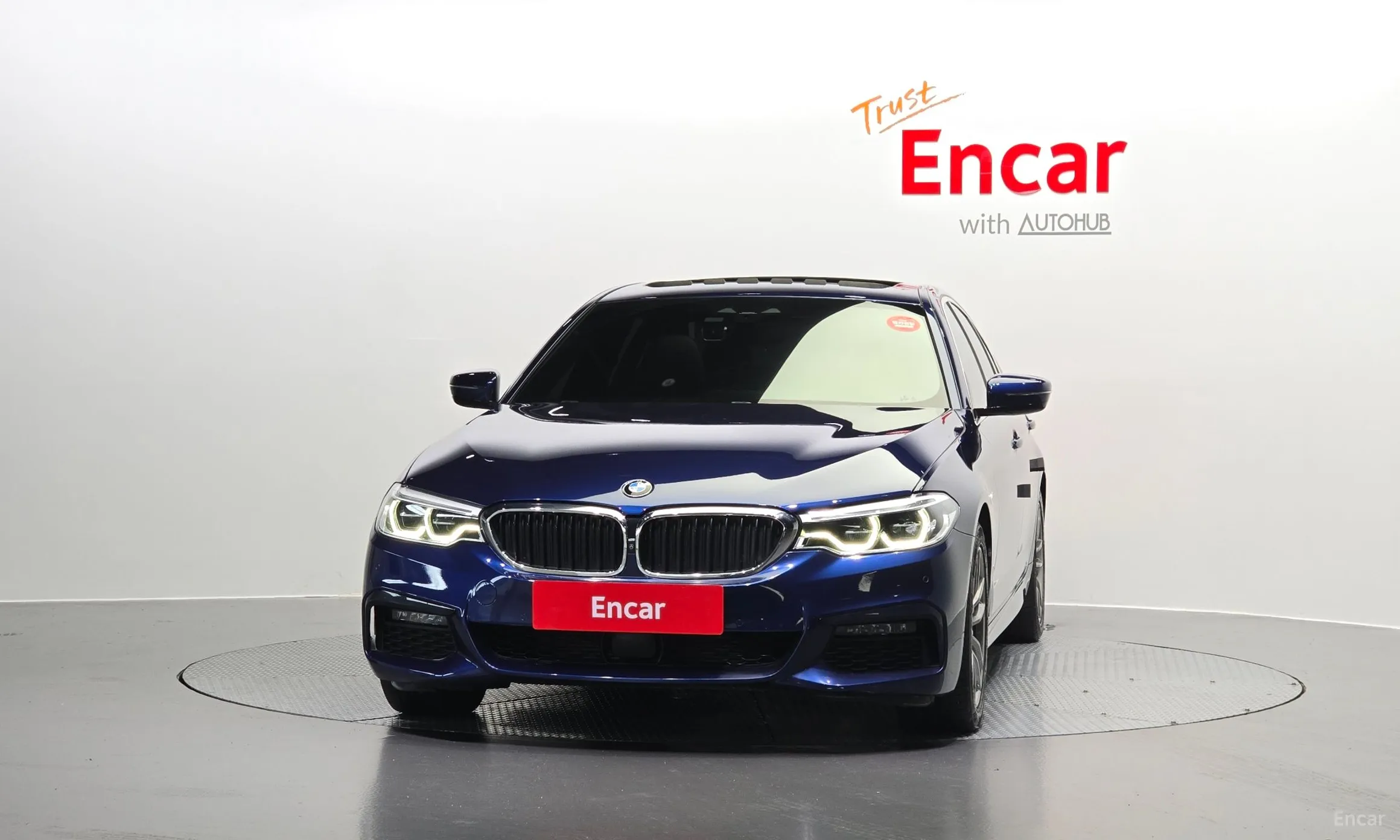 BMW 5 Series (G30) превью 2