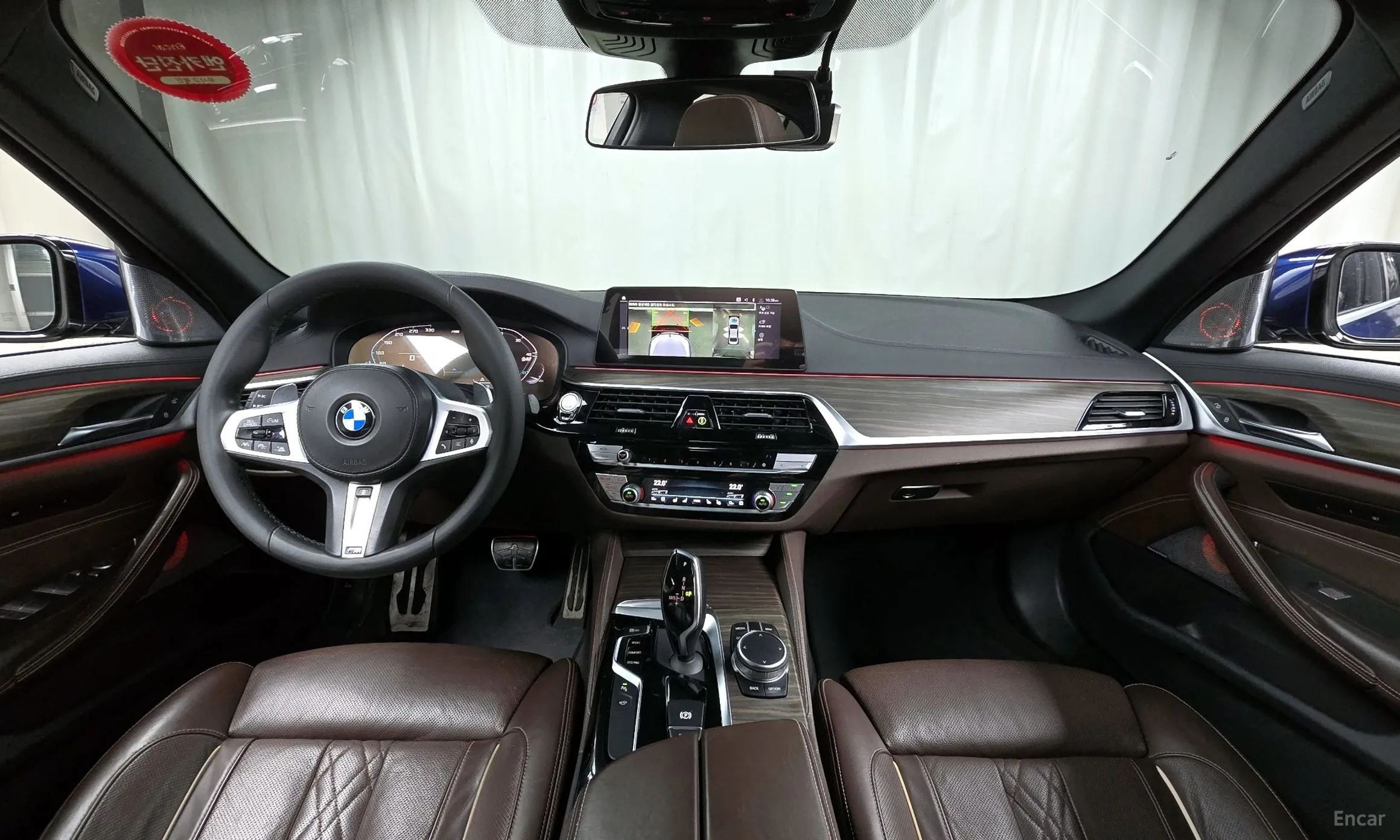 BMW 5 Series (G30) превью 4