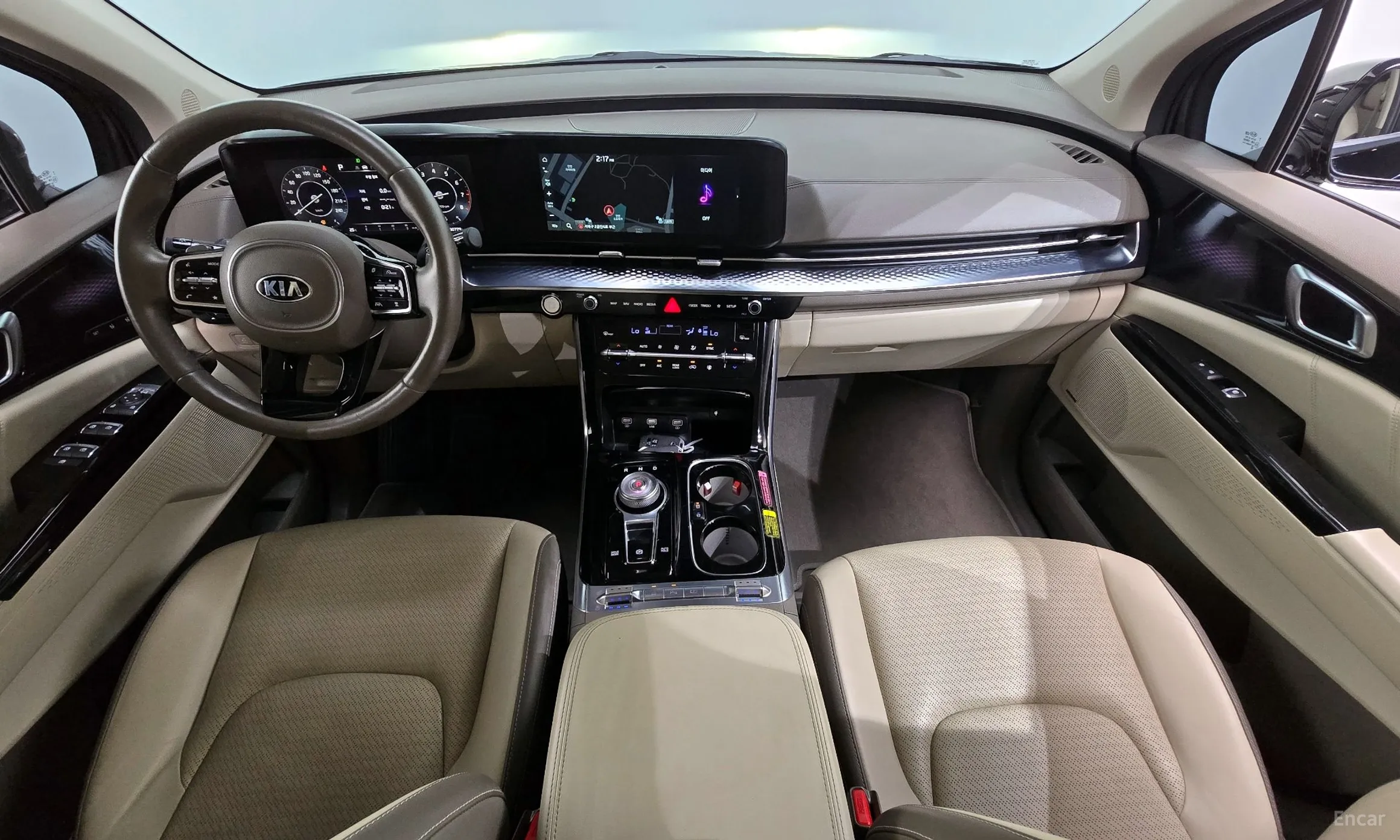 Kia Carnival Gen 4 превью 4