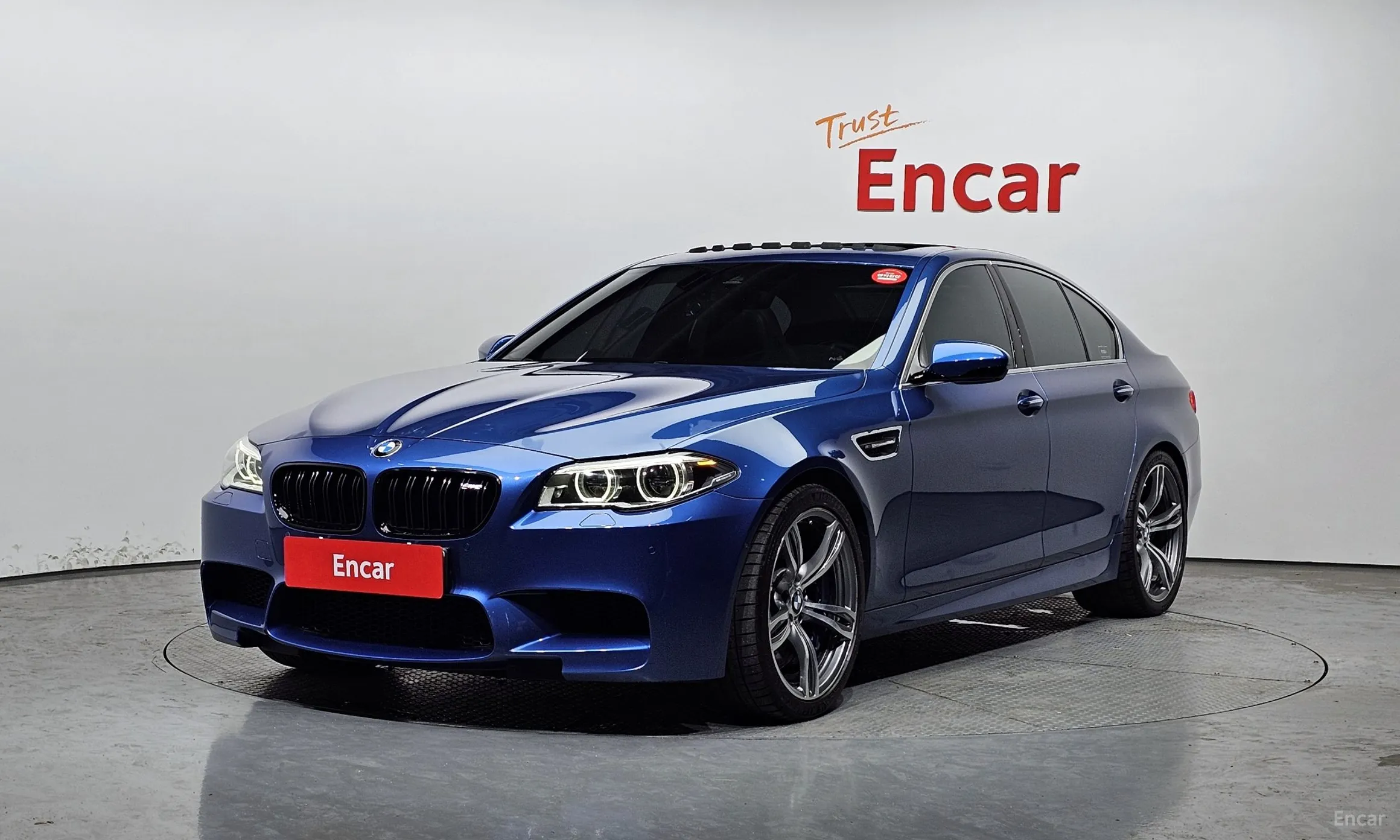 BMW M5 (F10)