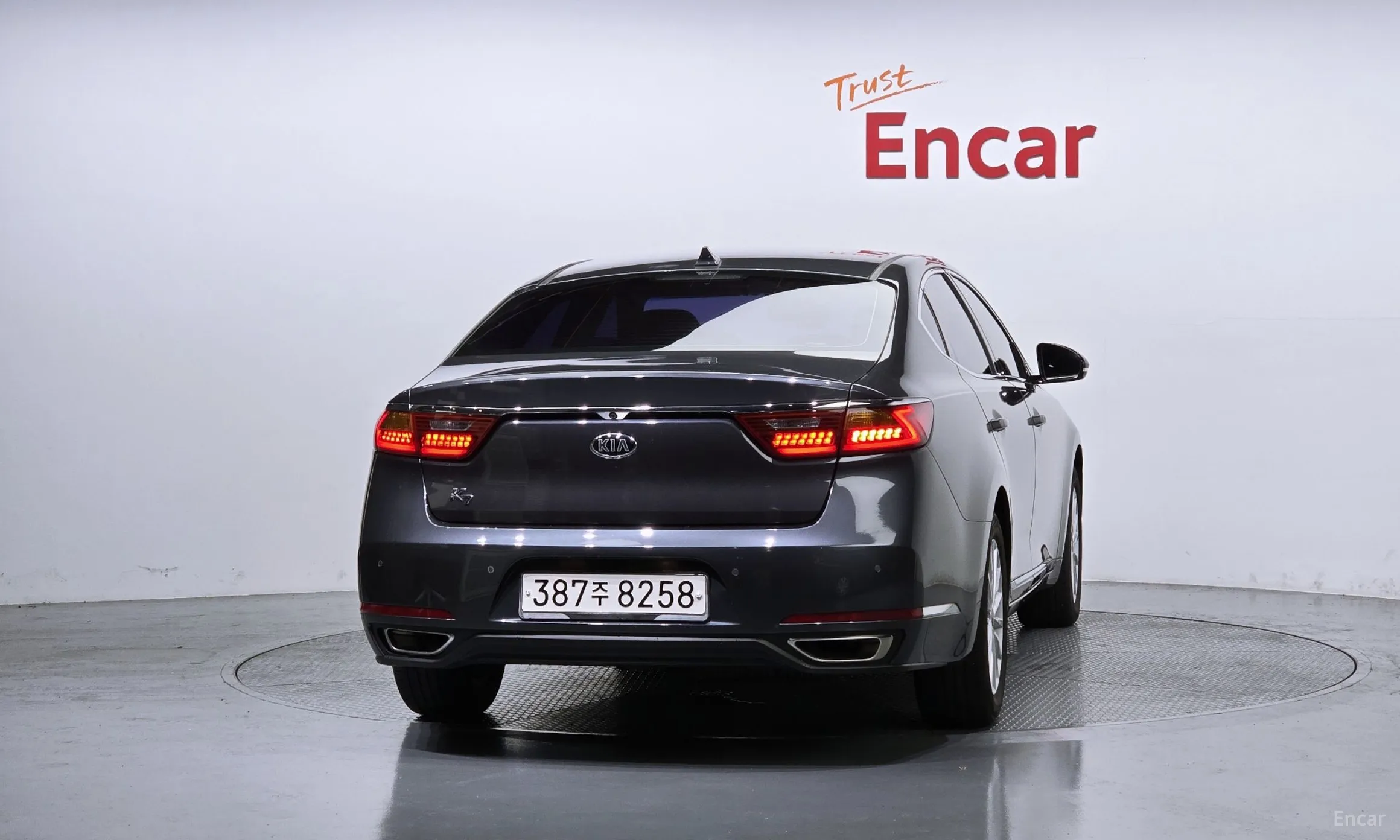 Kia K7 превью 3