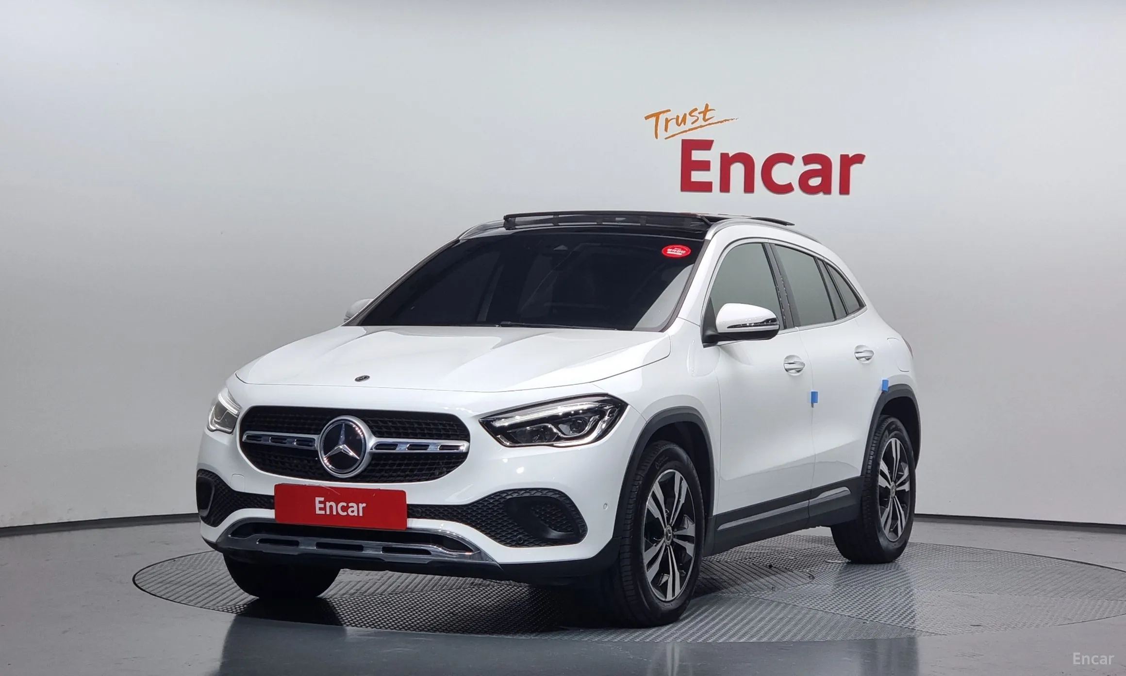 Mercedes Benz GLA-Class H247