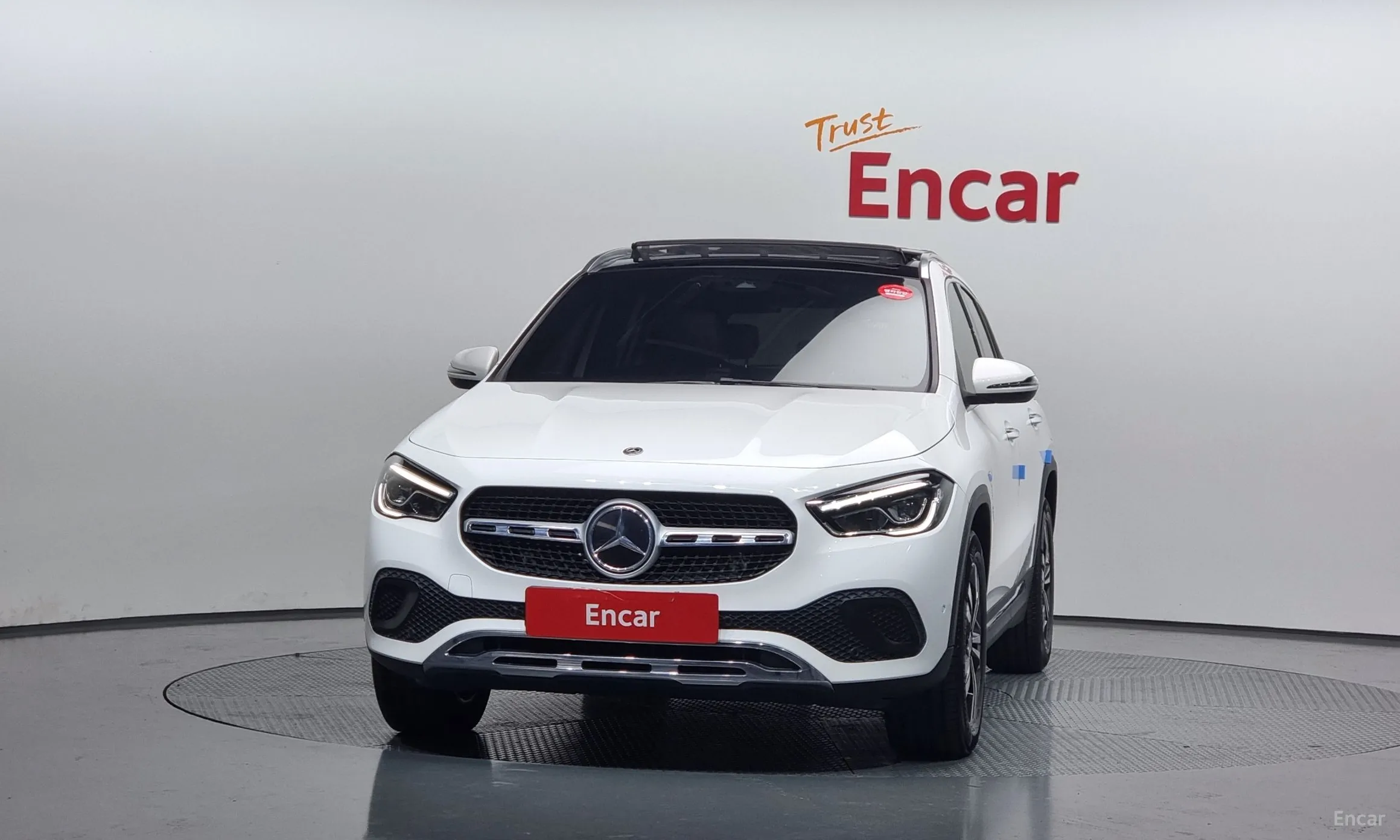 Mercedes Benz GLA-Class H247