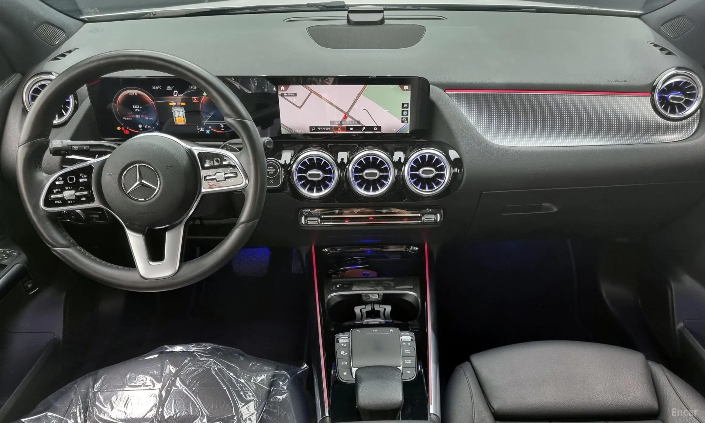Mercedes Benz GLA-Class H247 превью 4