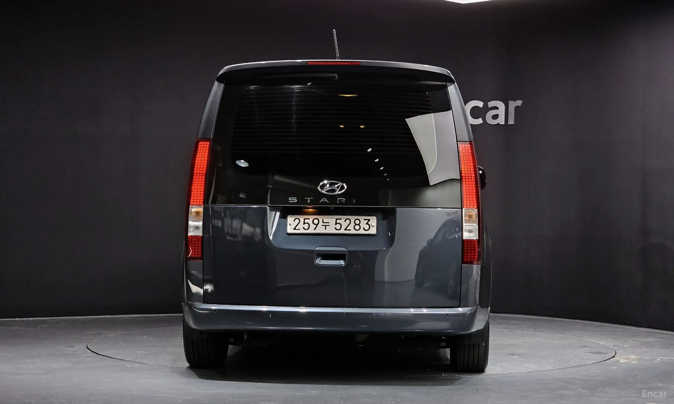 Hyundai Staria превью 3
