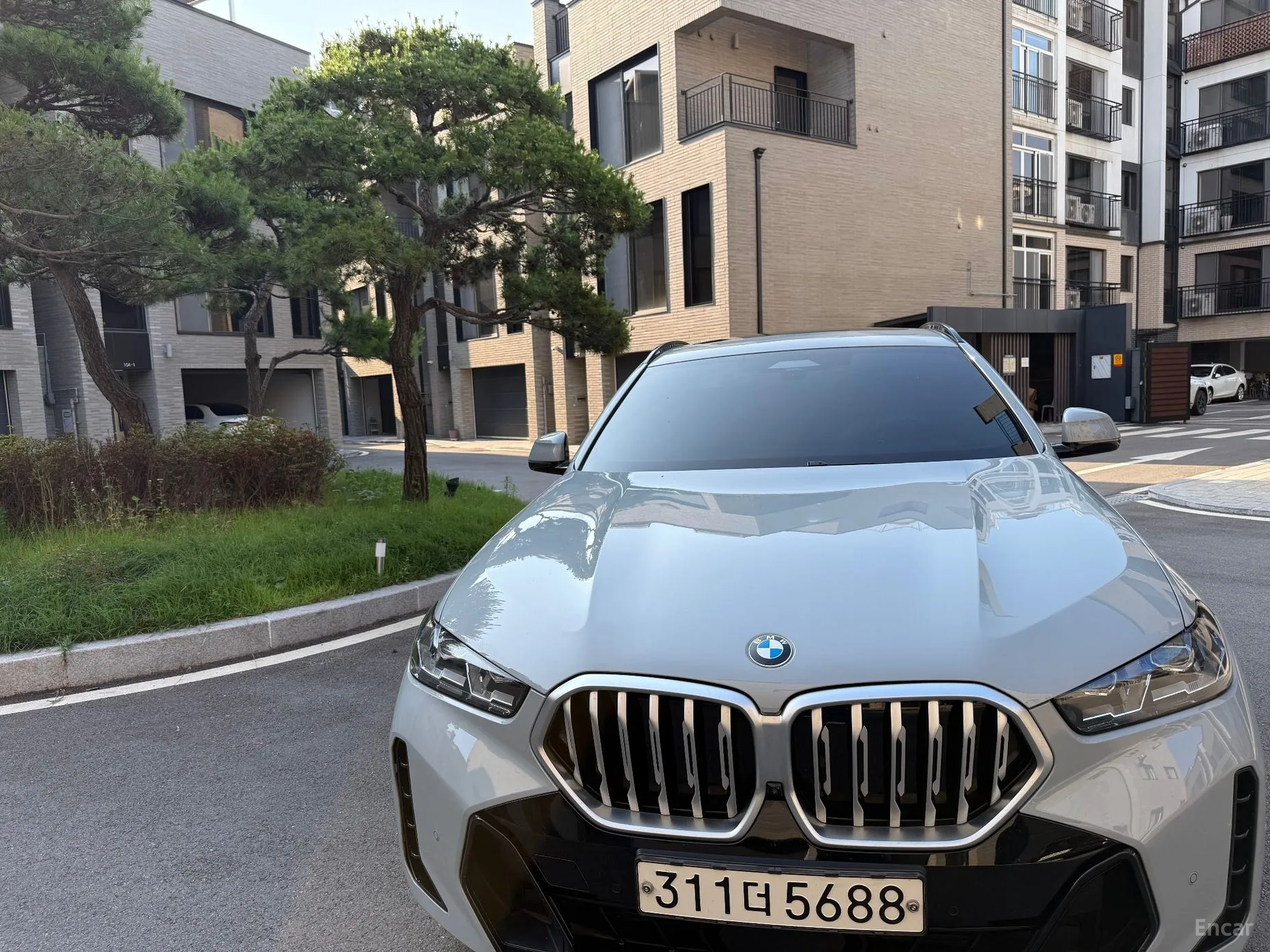 X6 (G06)