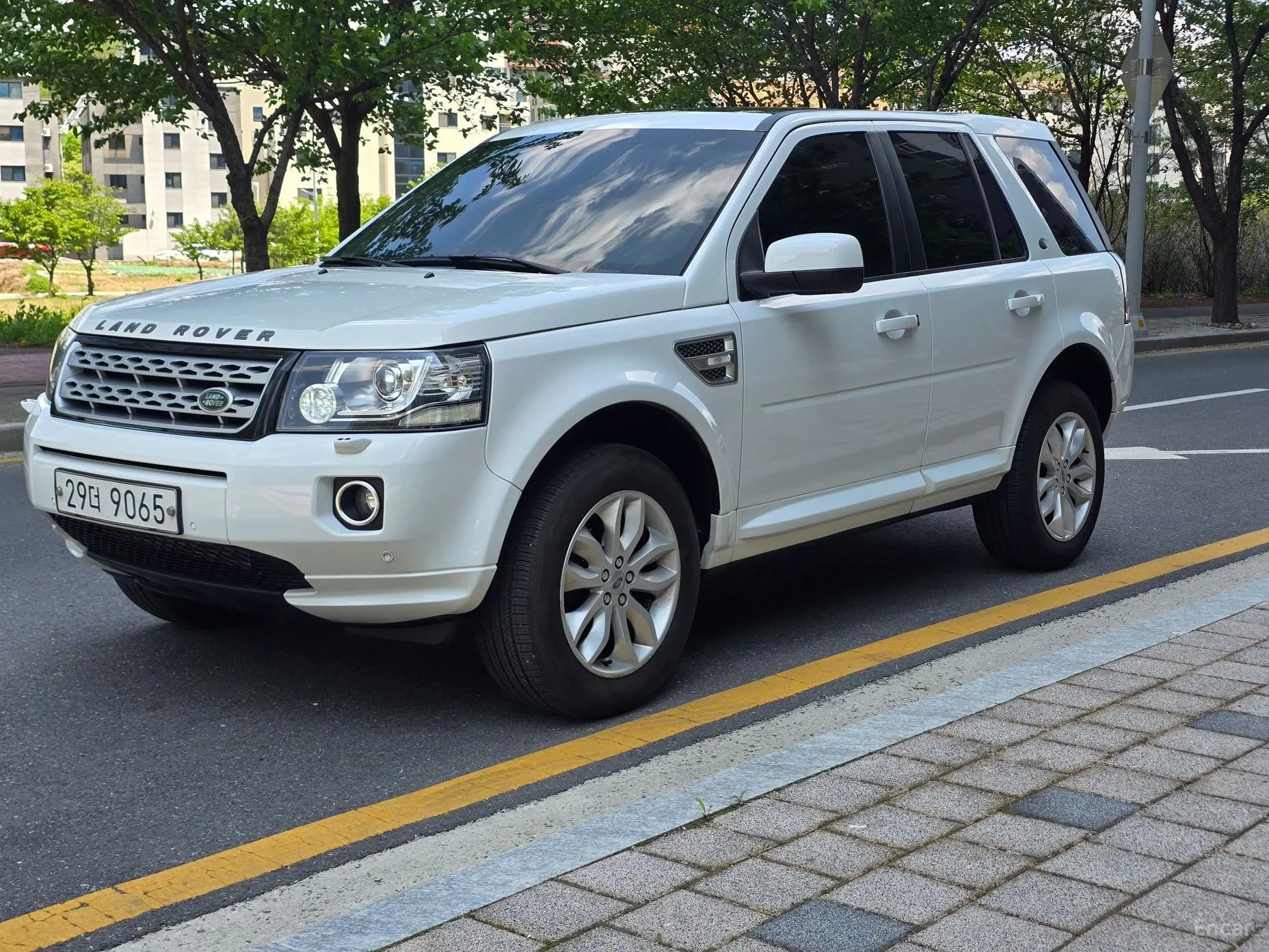 Land Rover Freelander 2