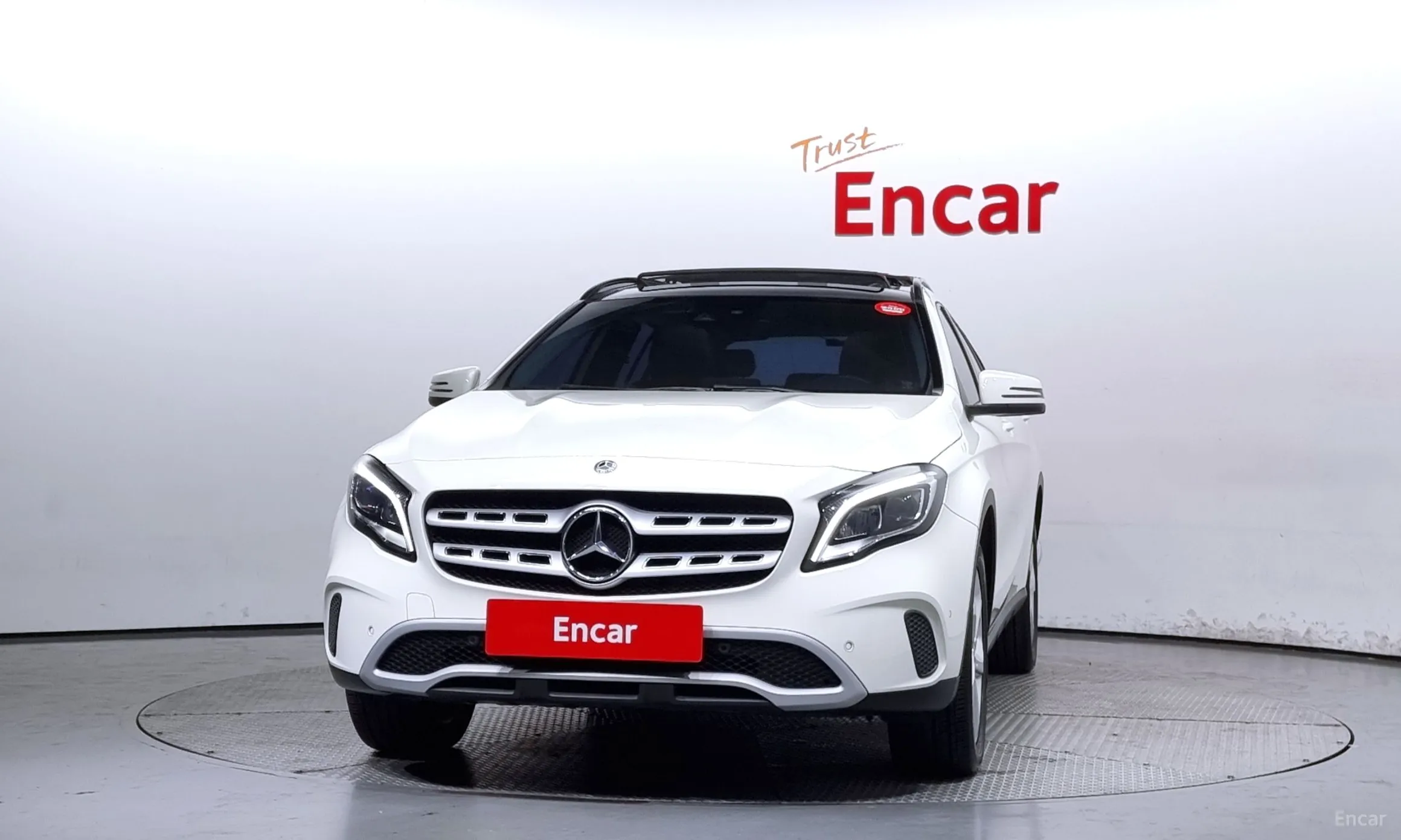 Mercedes Benz GLA-Class X156