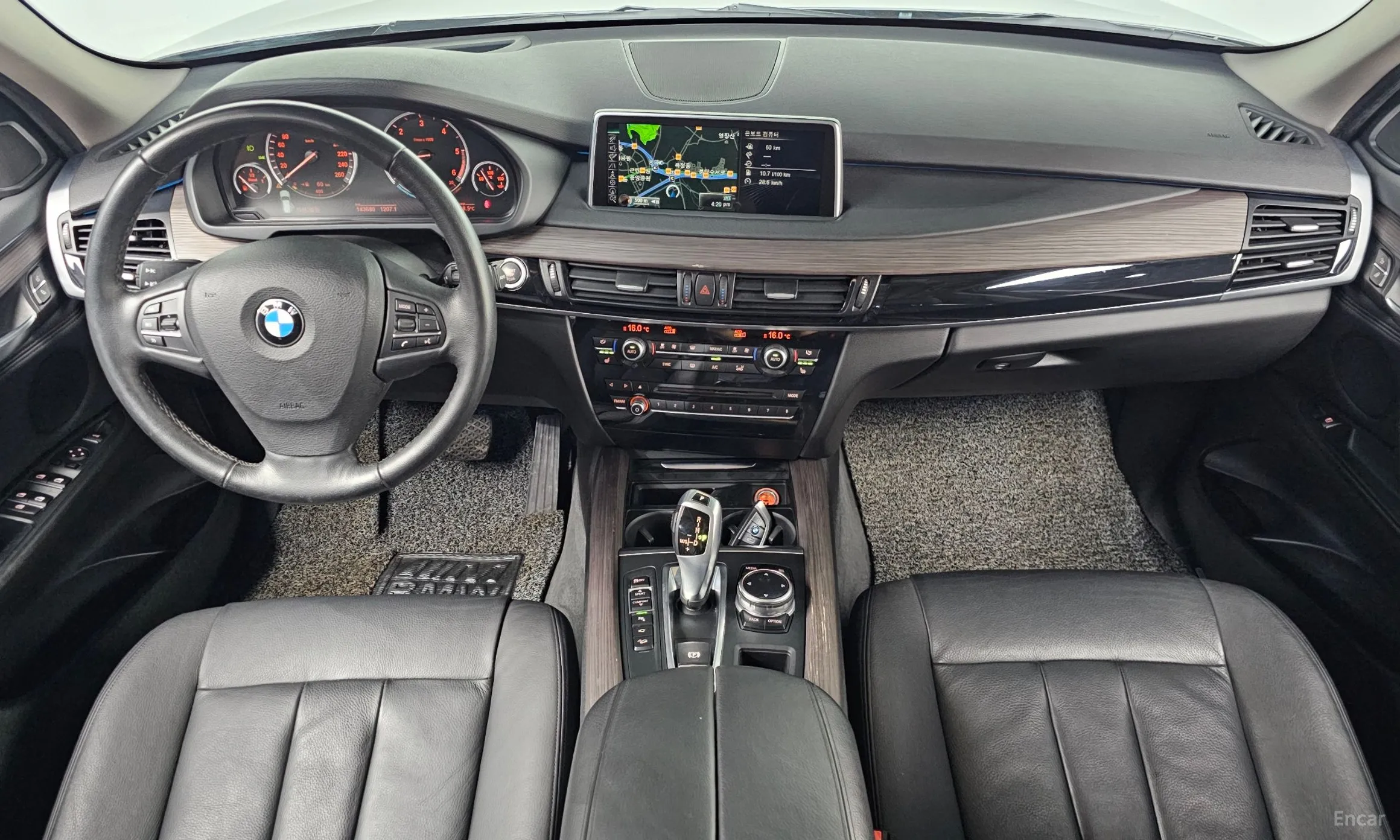 BMW X5 (F15) превью 4