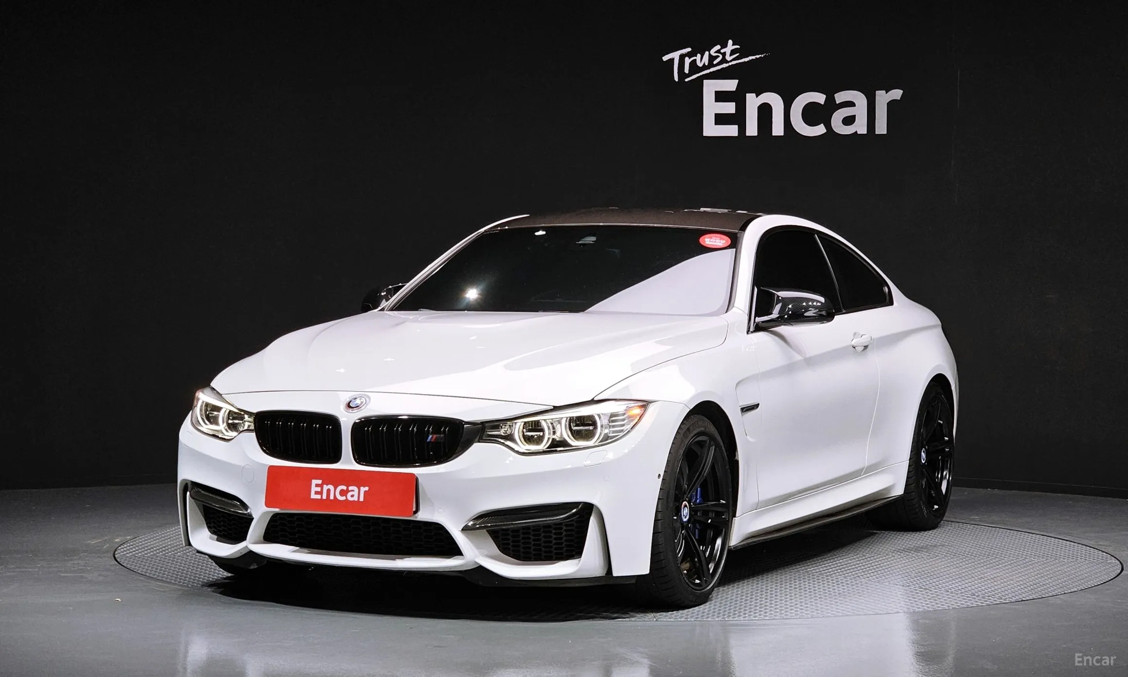 BMW M4 (F82)