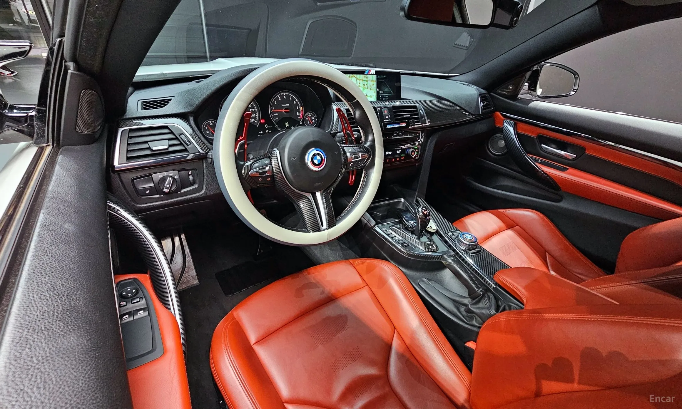 BMW M4 (F82) превью 4