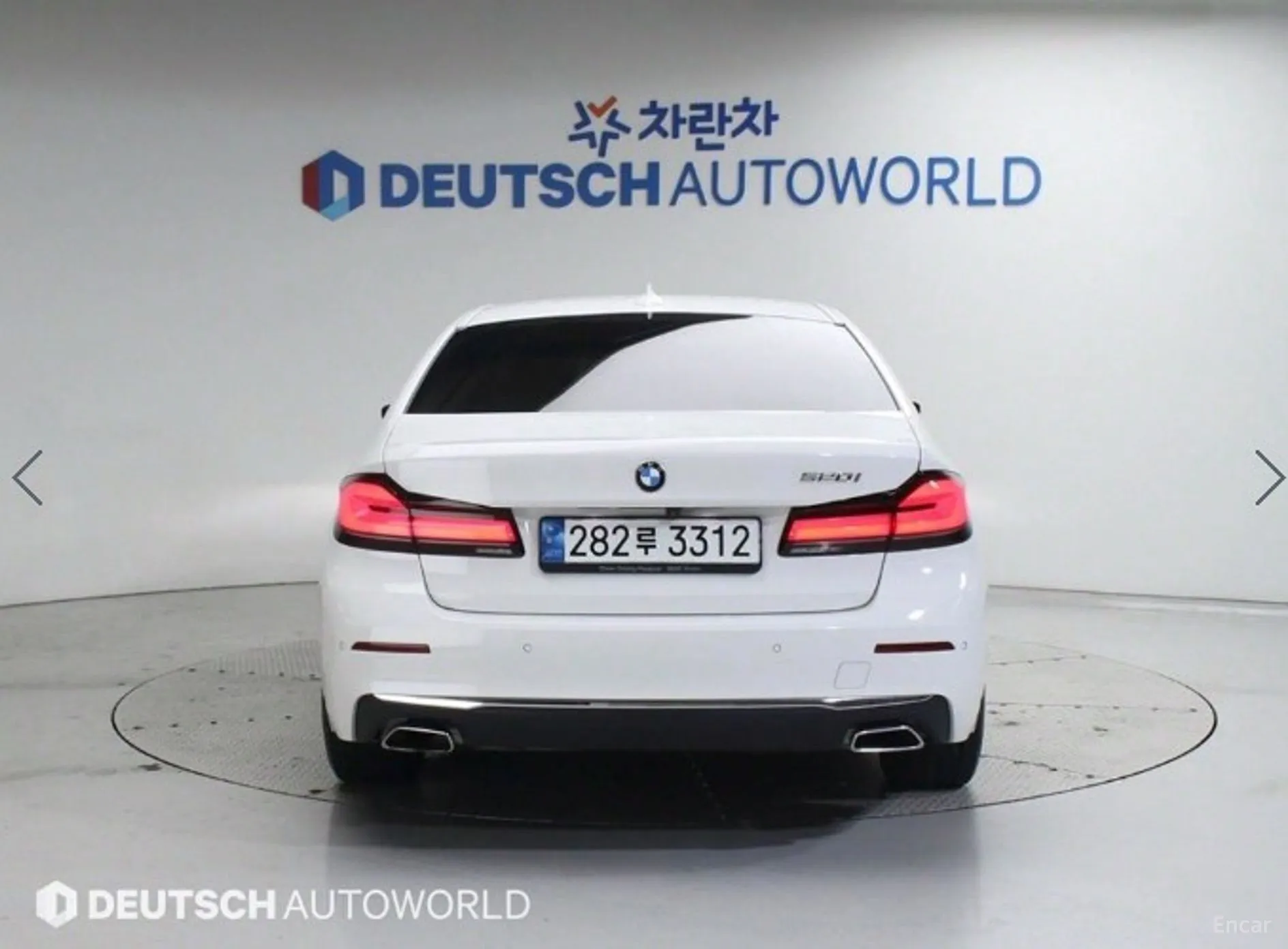 BMW 5 Series (G30) превью 3