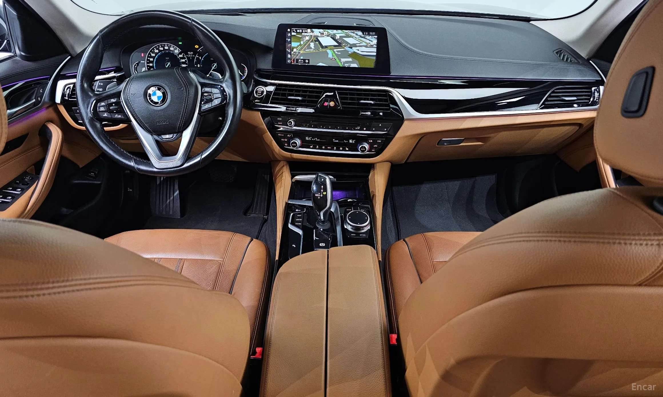 BMW 5 Series (G30) превью 4