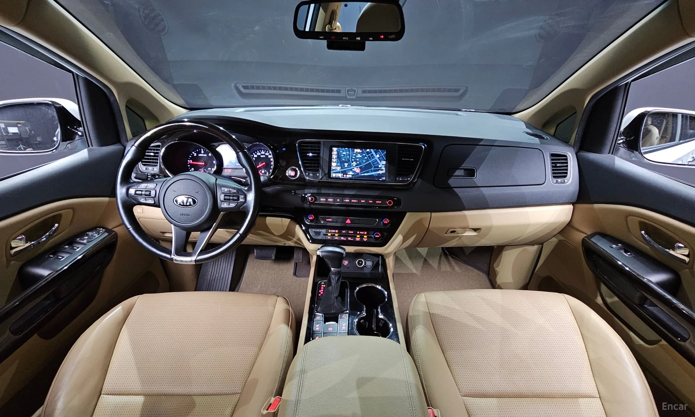 Kia Carnival превью 4