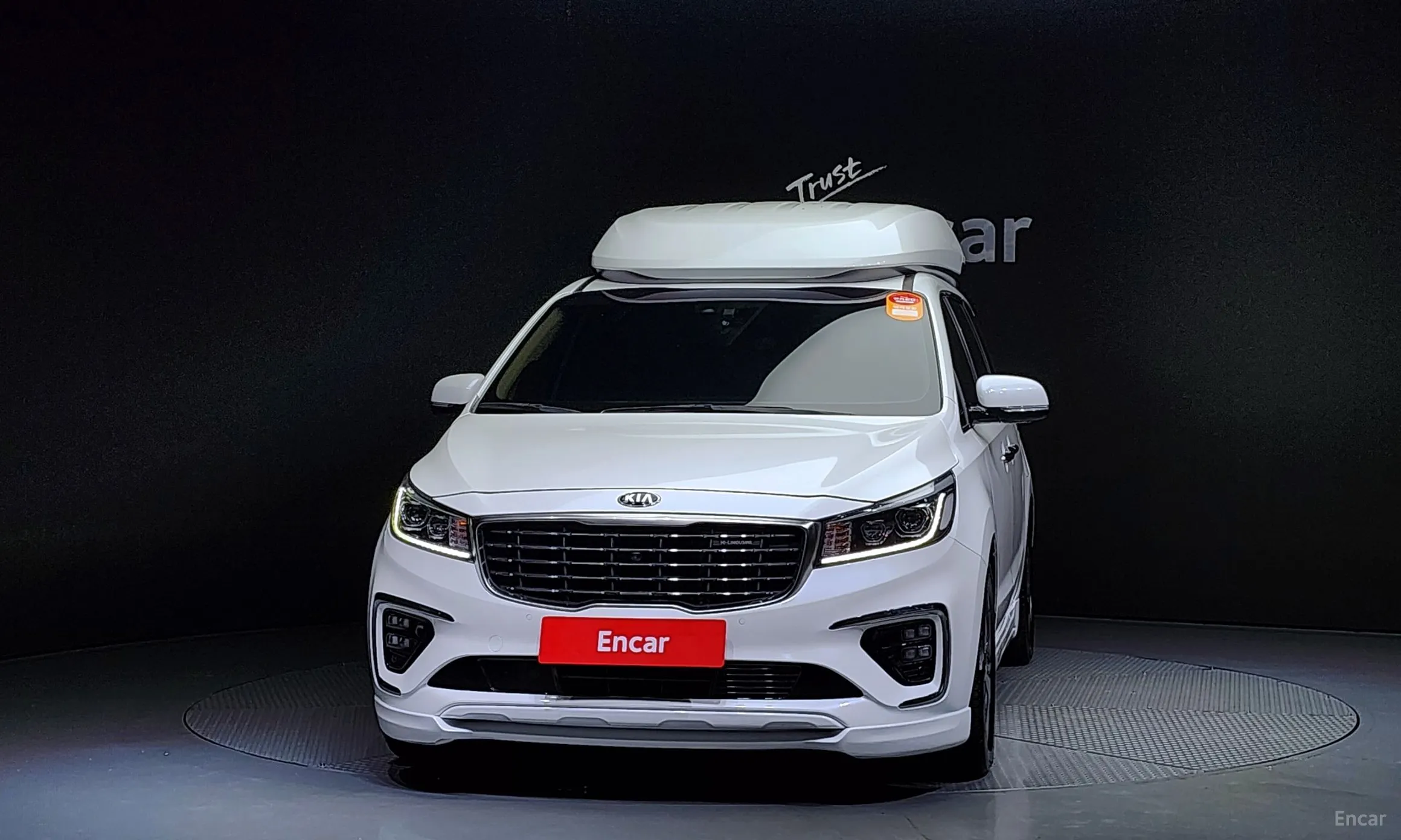 Kia Carnival превью 2