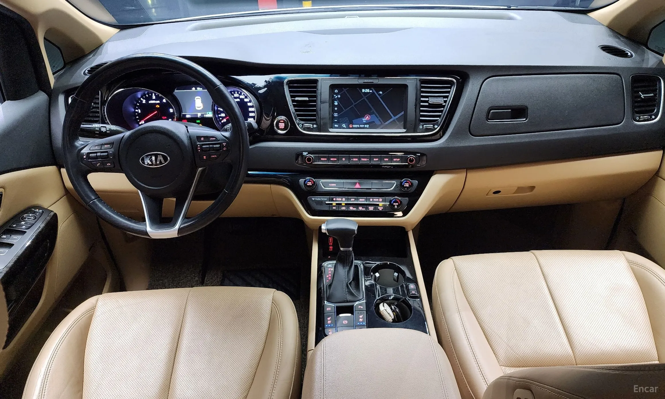 Kia Carnival превью 4