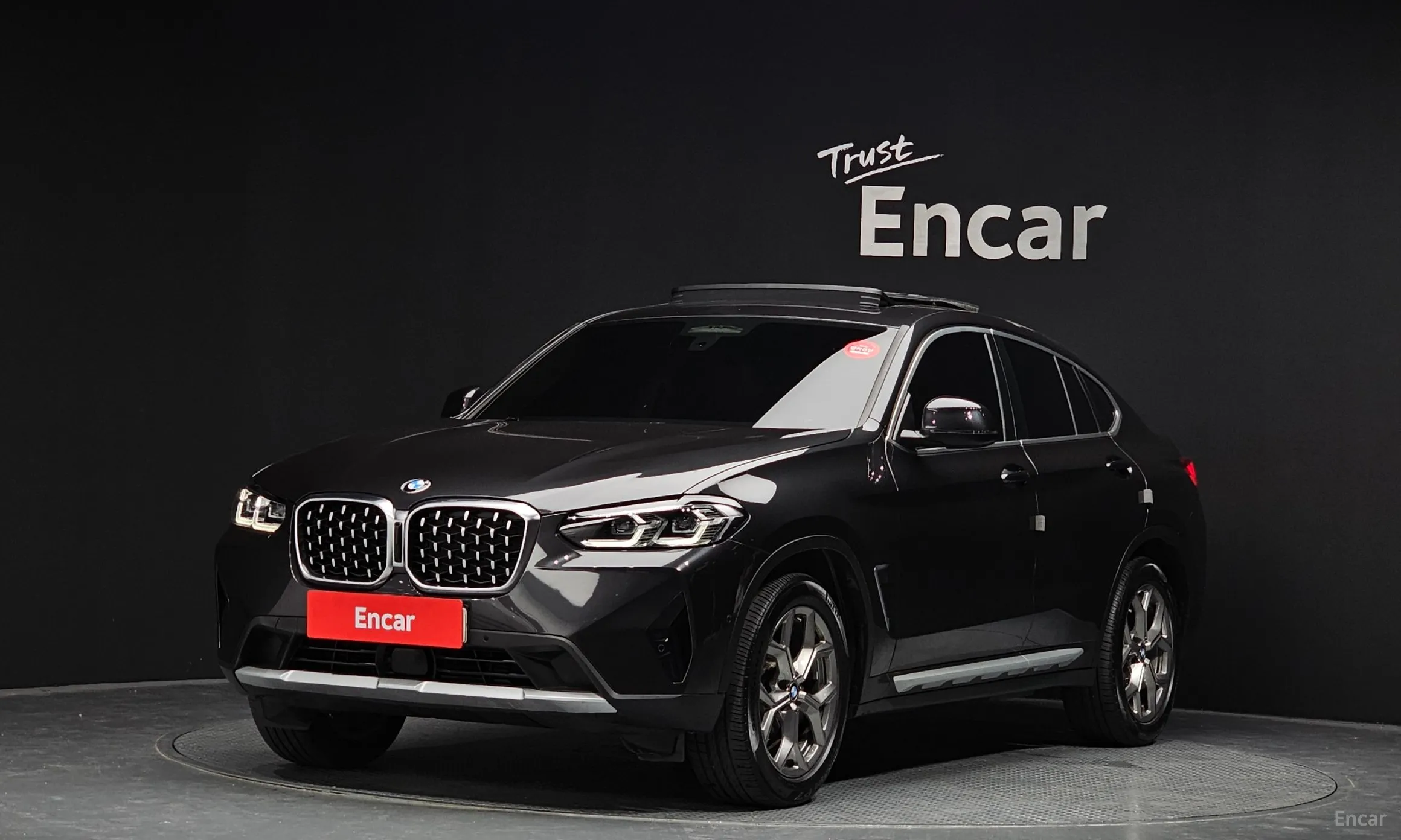 X4 (G02)