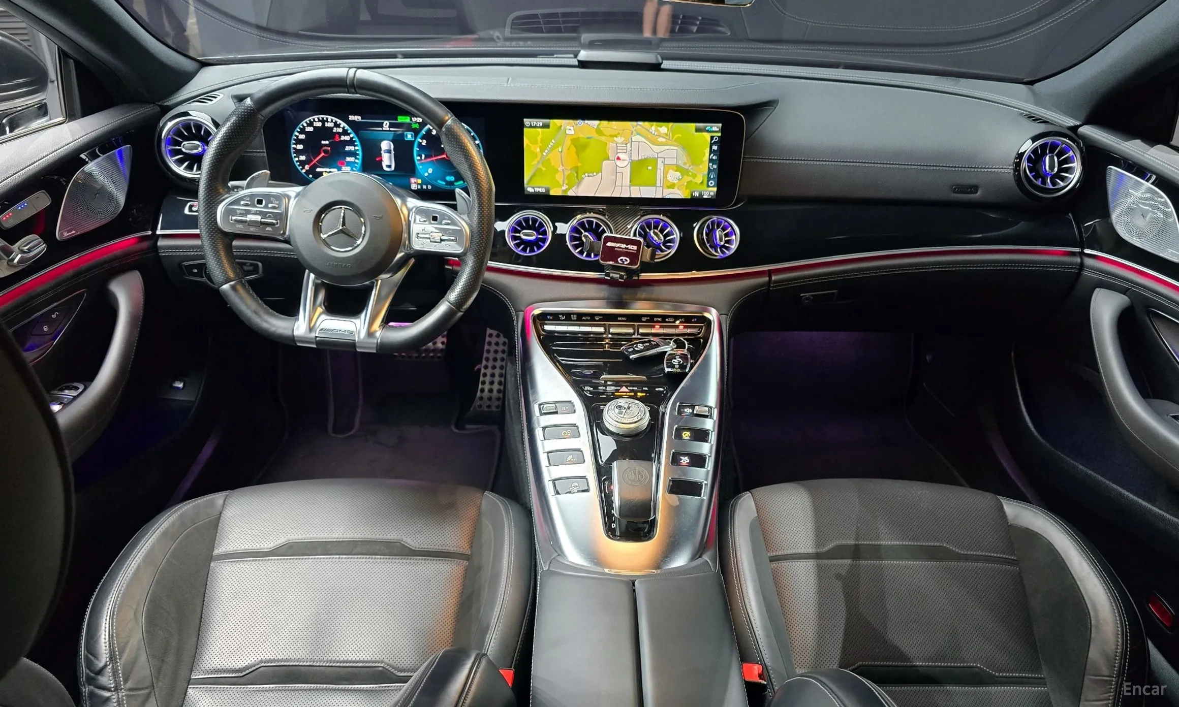 Mercedes Benz AMG GT превью 4