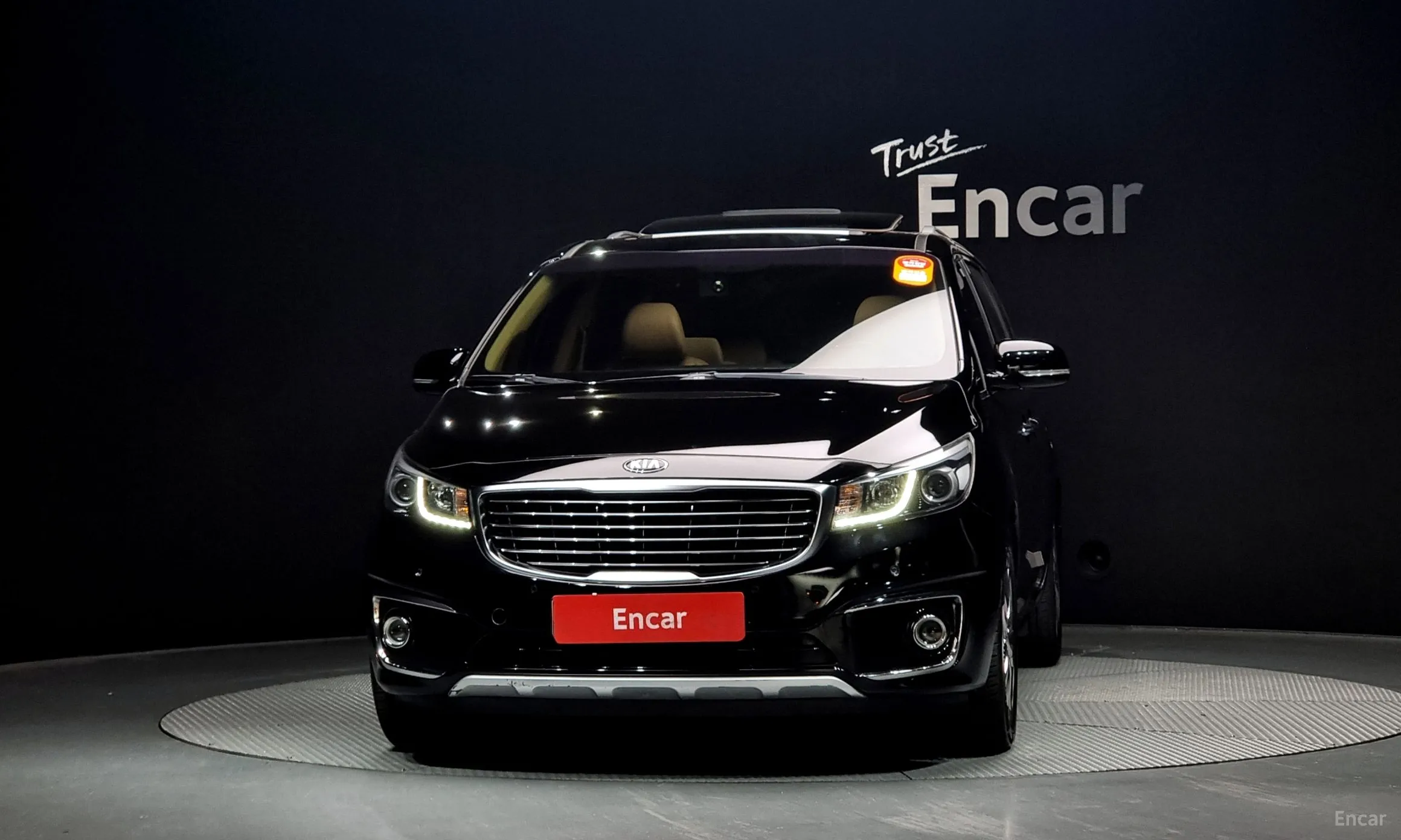 Kia Carnival превью 2