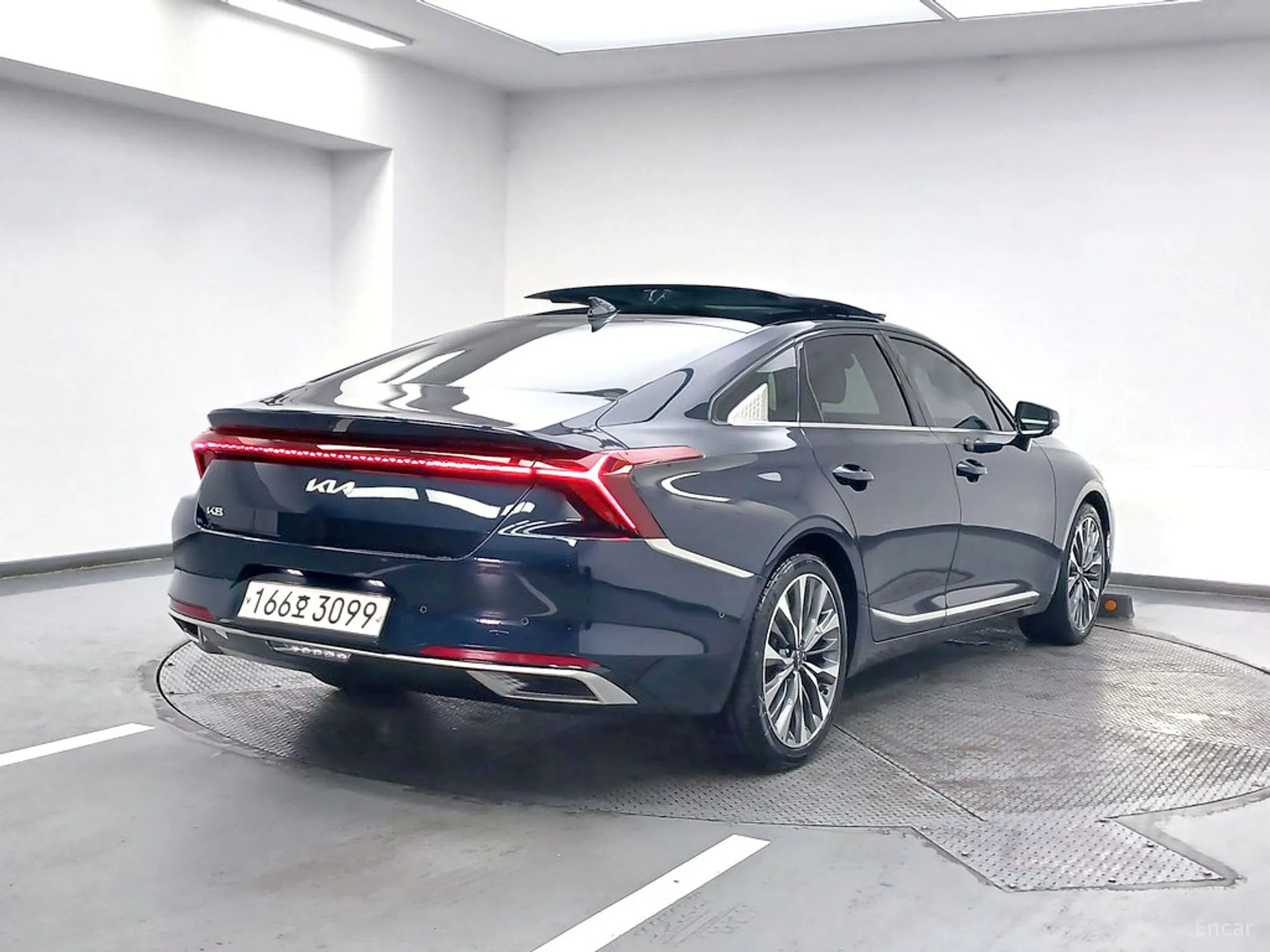 Kia K8