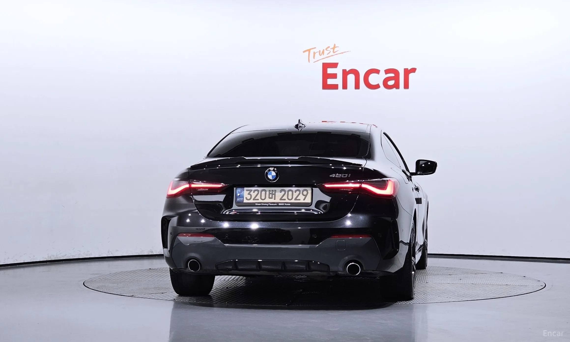 BMW Series 4 (G22) превью 3