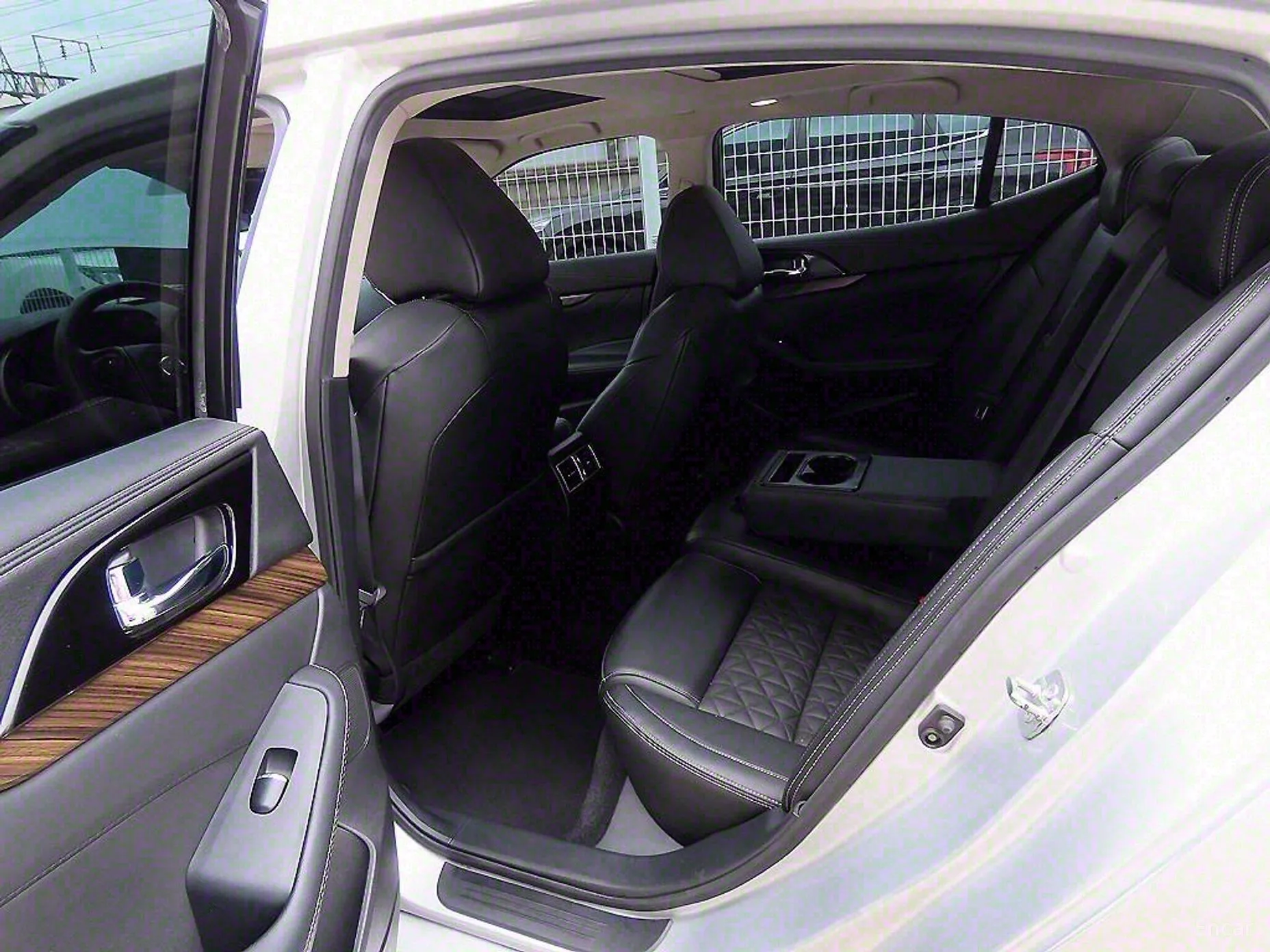 Nissan Maxima (A36) превью 6