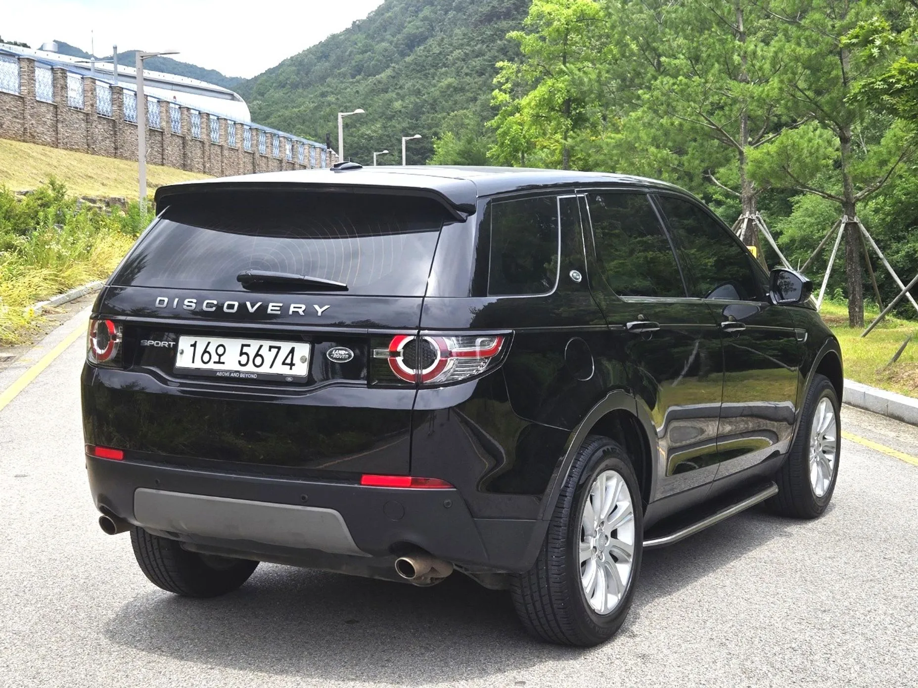 Land Rover Discovery Sports превью 3