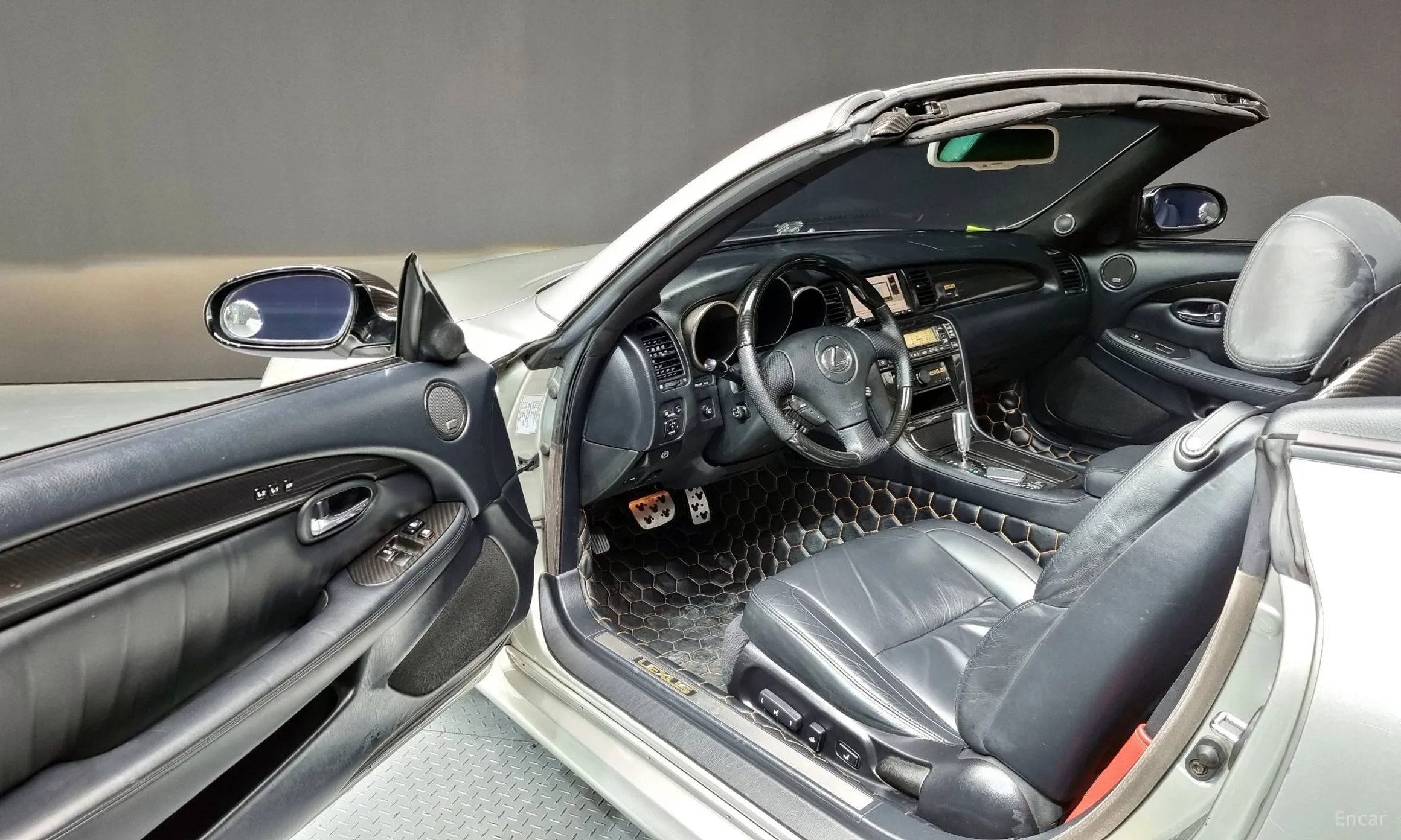 Lexus SC430 превью 10