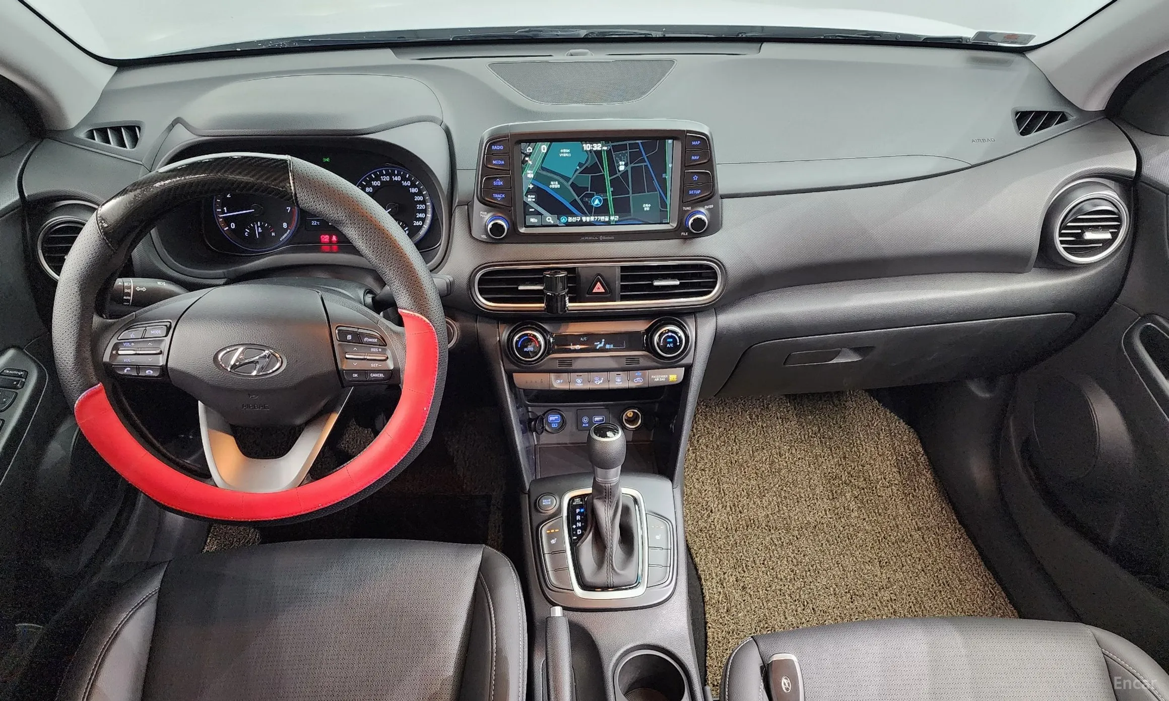 Hyundai Kona превью 4