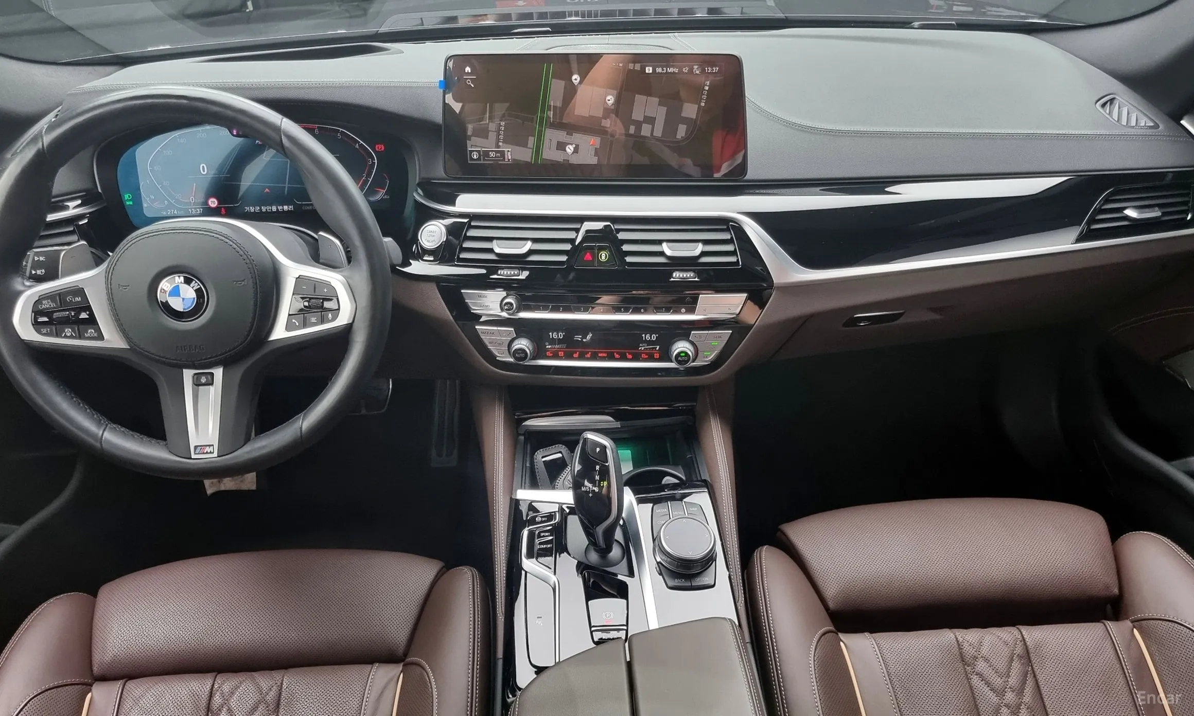 BMW 5 Series (G30) превью 4