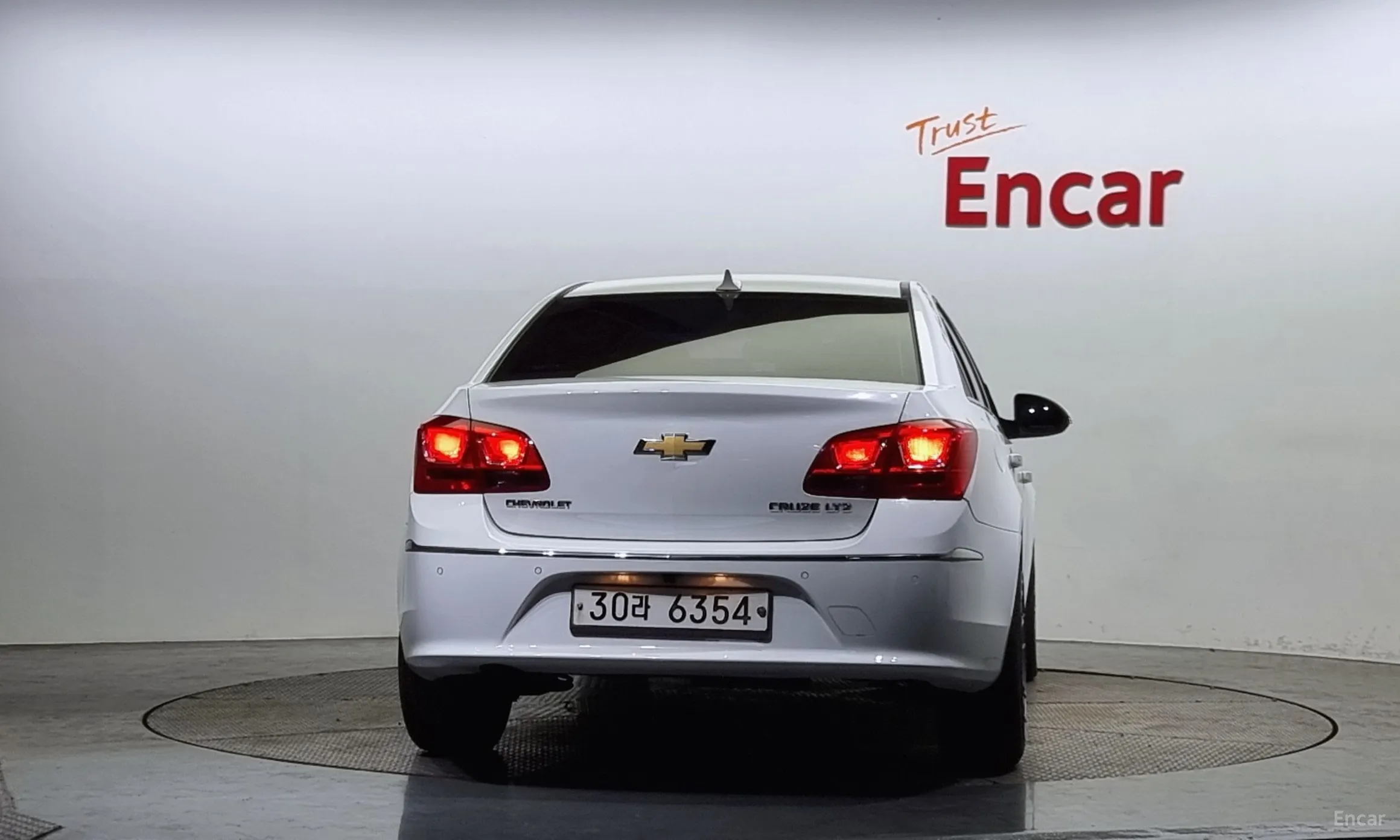 Chevrolet (GM Daewoo) Cruze превью 3