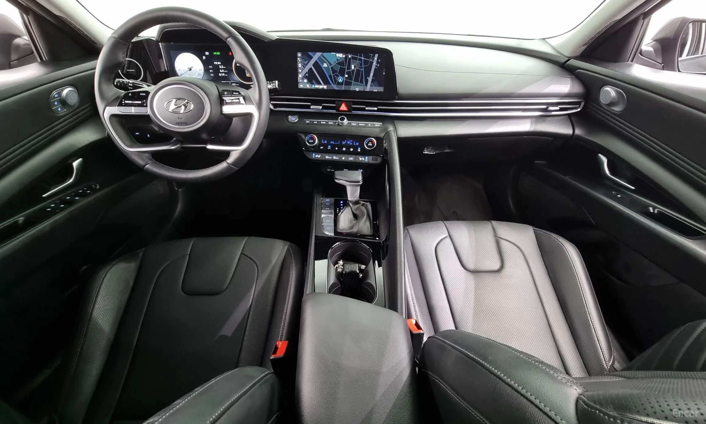 Hyundai Avante (CN7) превью 4
