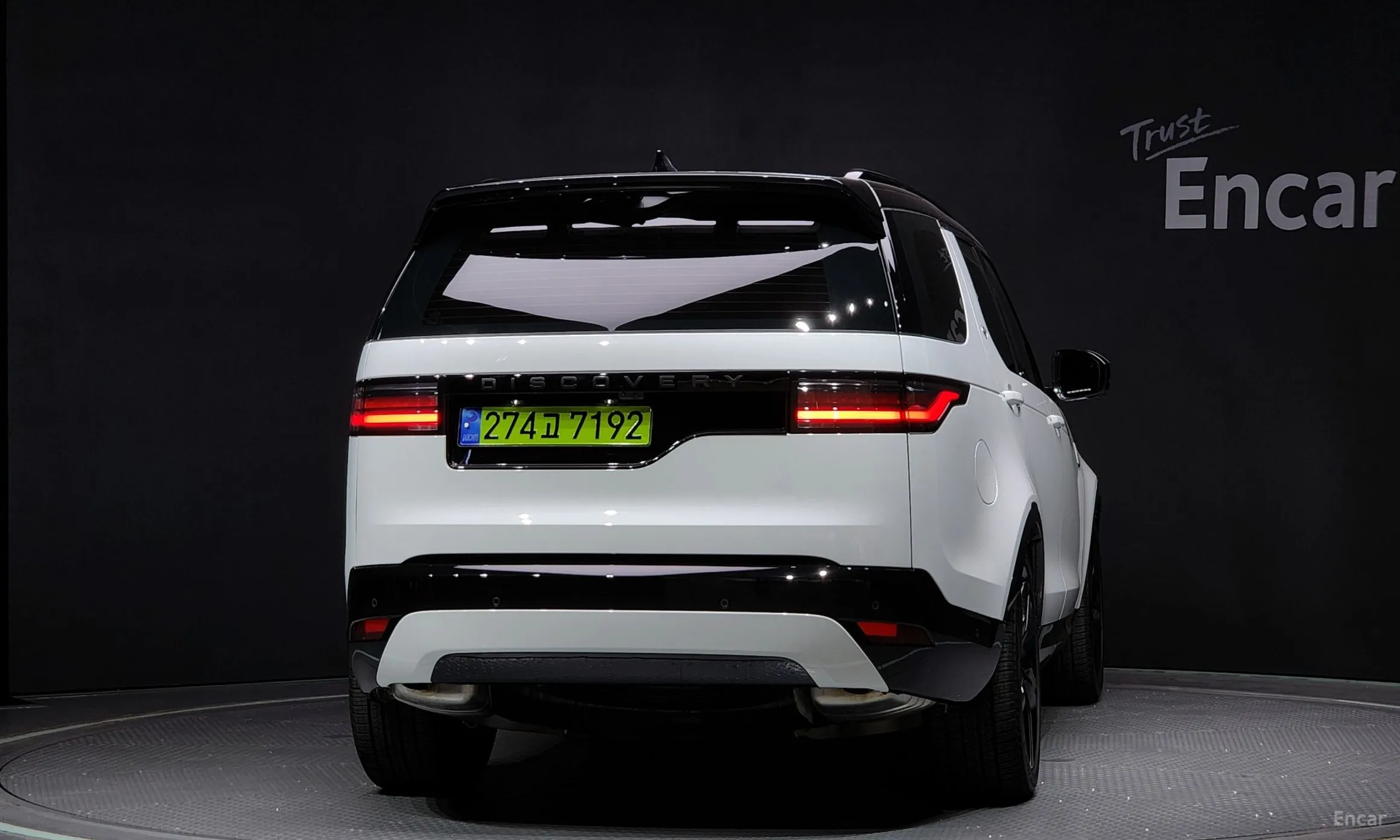 Land Rover Discovery 5 превью 3