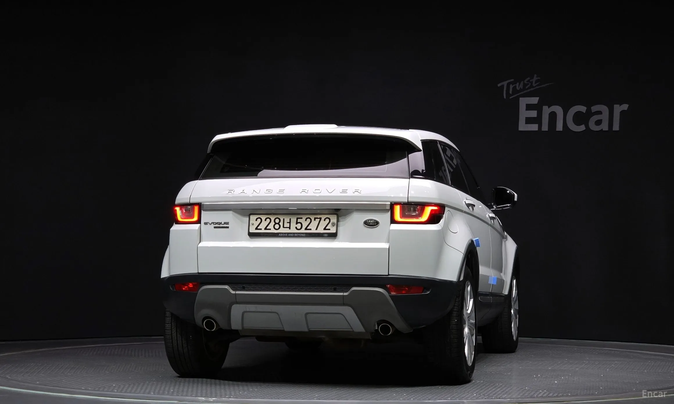 Land Rover Range Rover Evoque превью 3