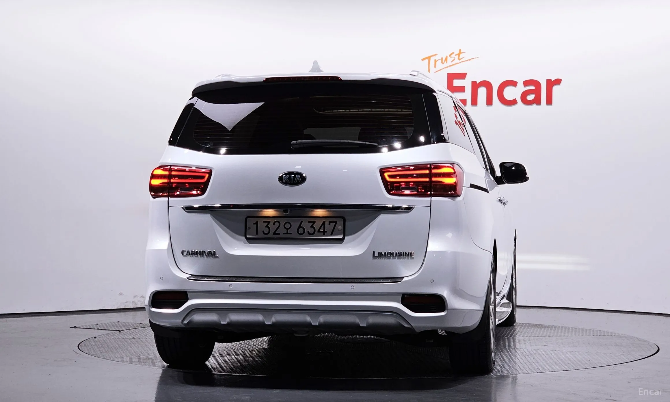 Kia Carnival превью 3