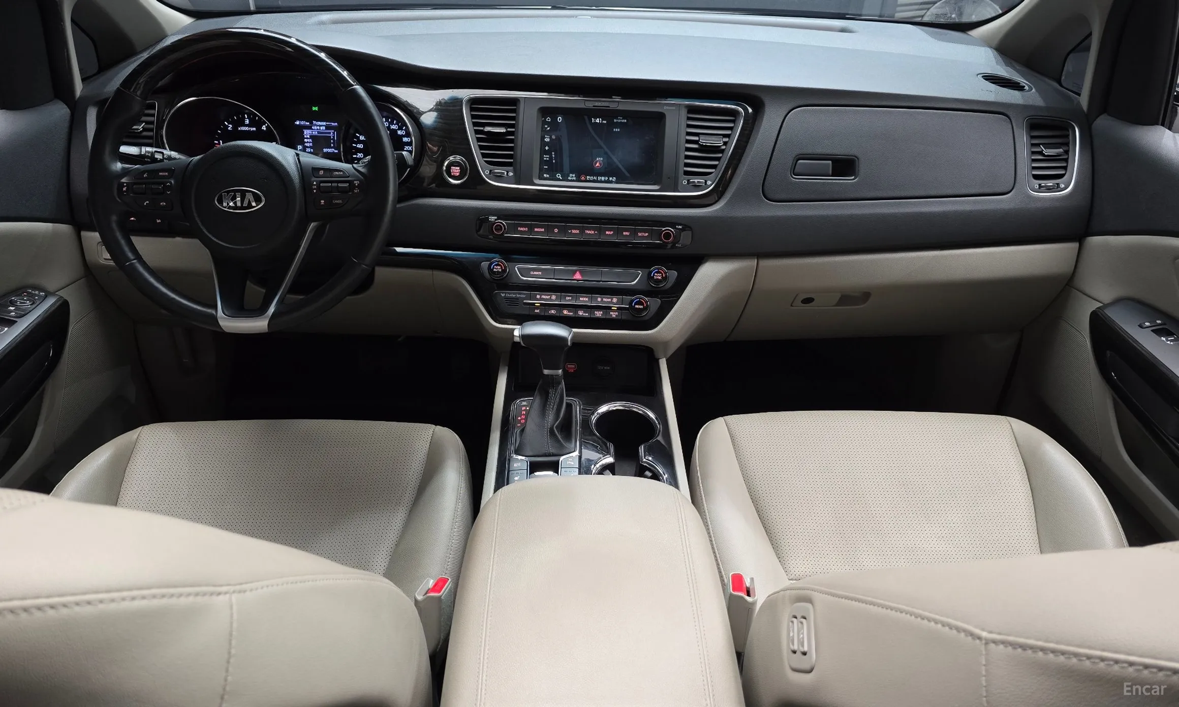 Kia Carnival превью 4