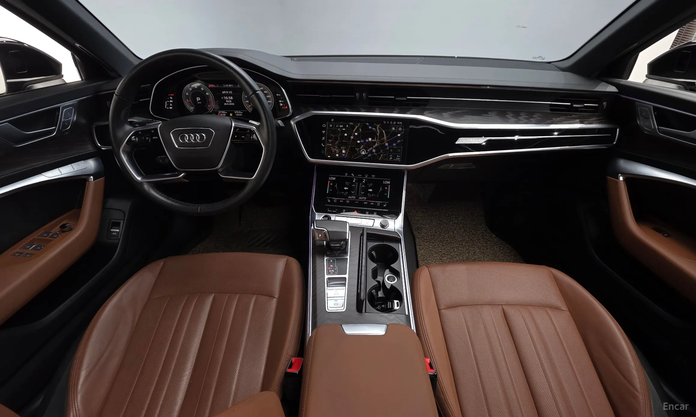 Audi A6 (C8) превью 4