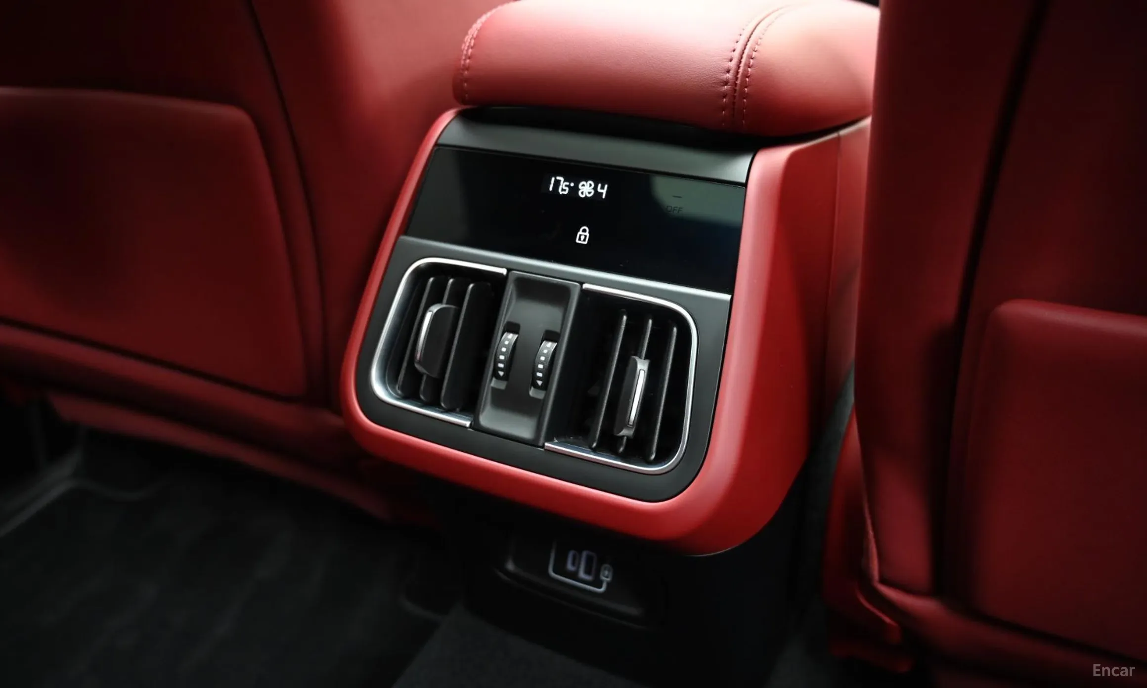 Maserati Grekale превью 16