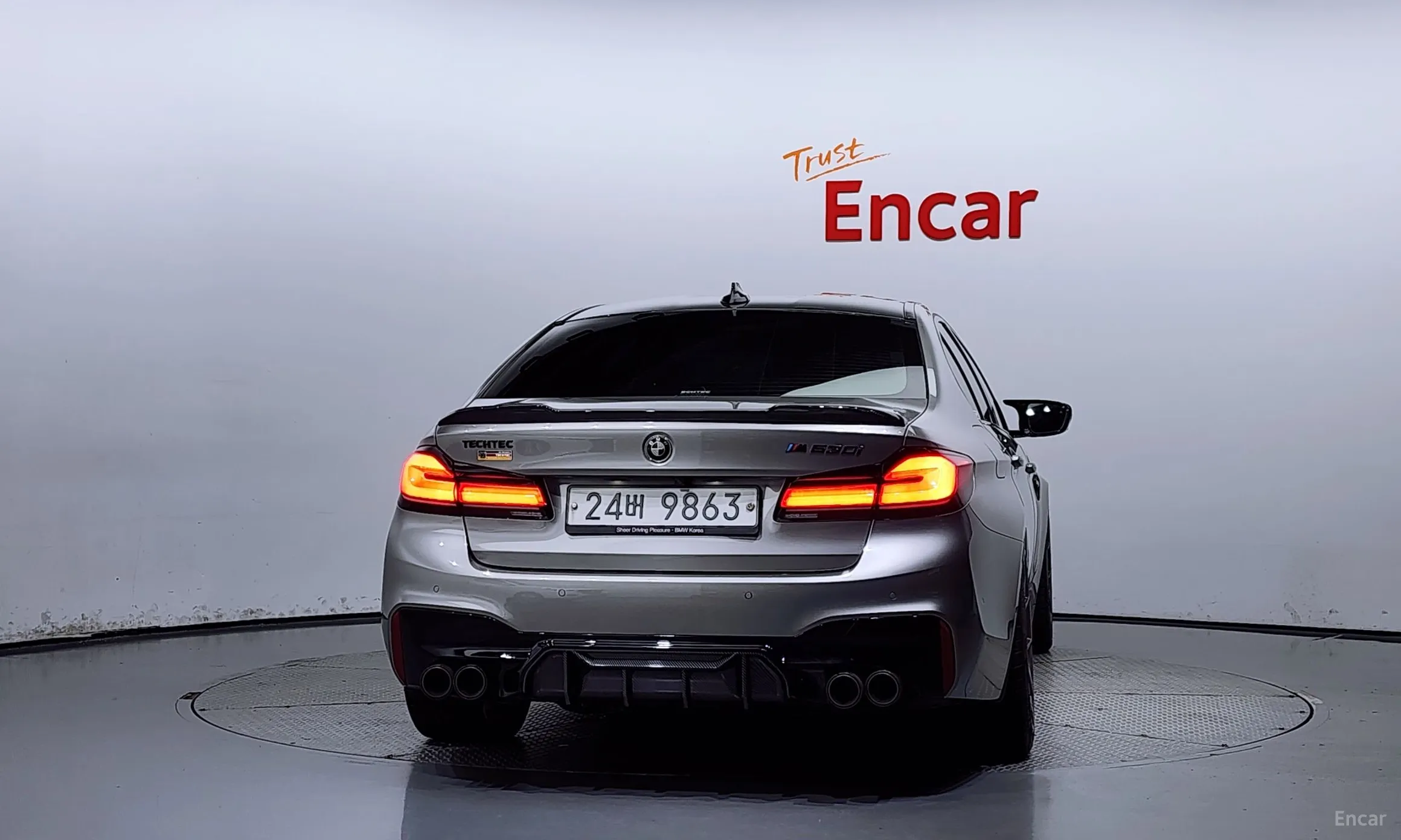 BMW M5 (F90) превью 3
