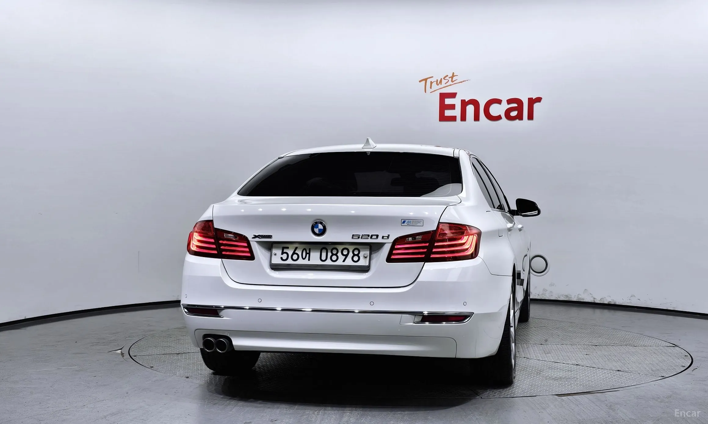 BMW 5 Series (F10) превью 3