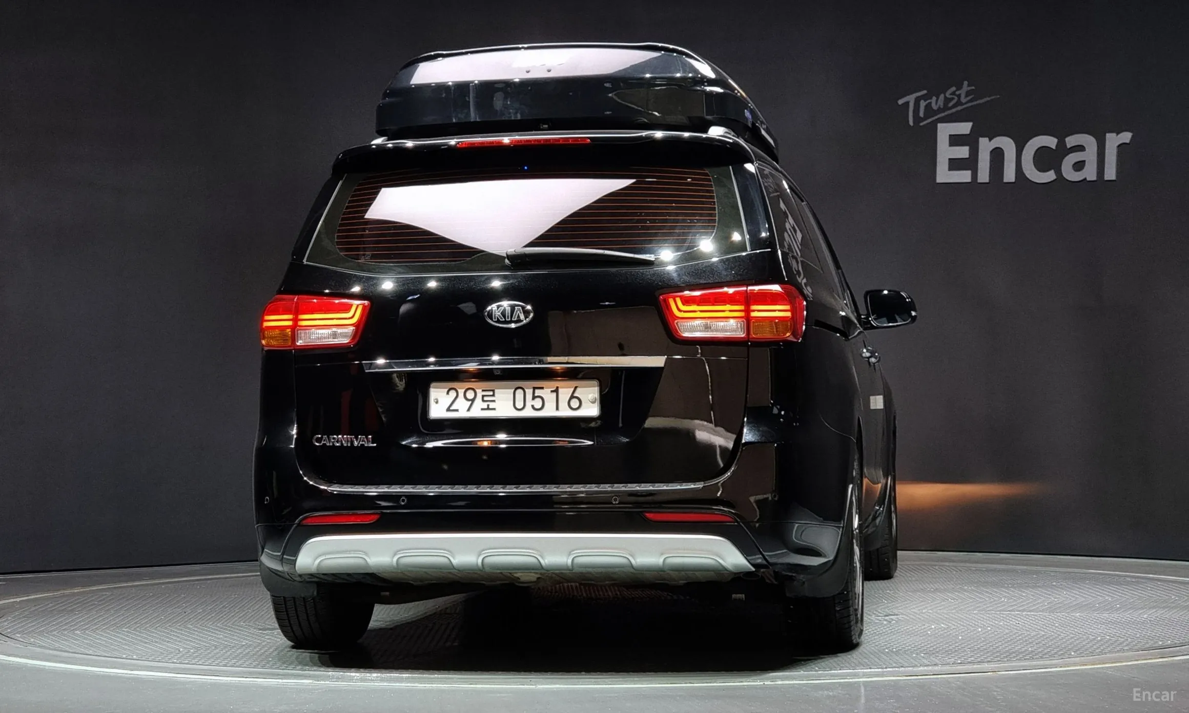 Kia Carnival превью 3