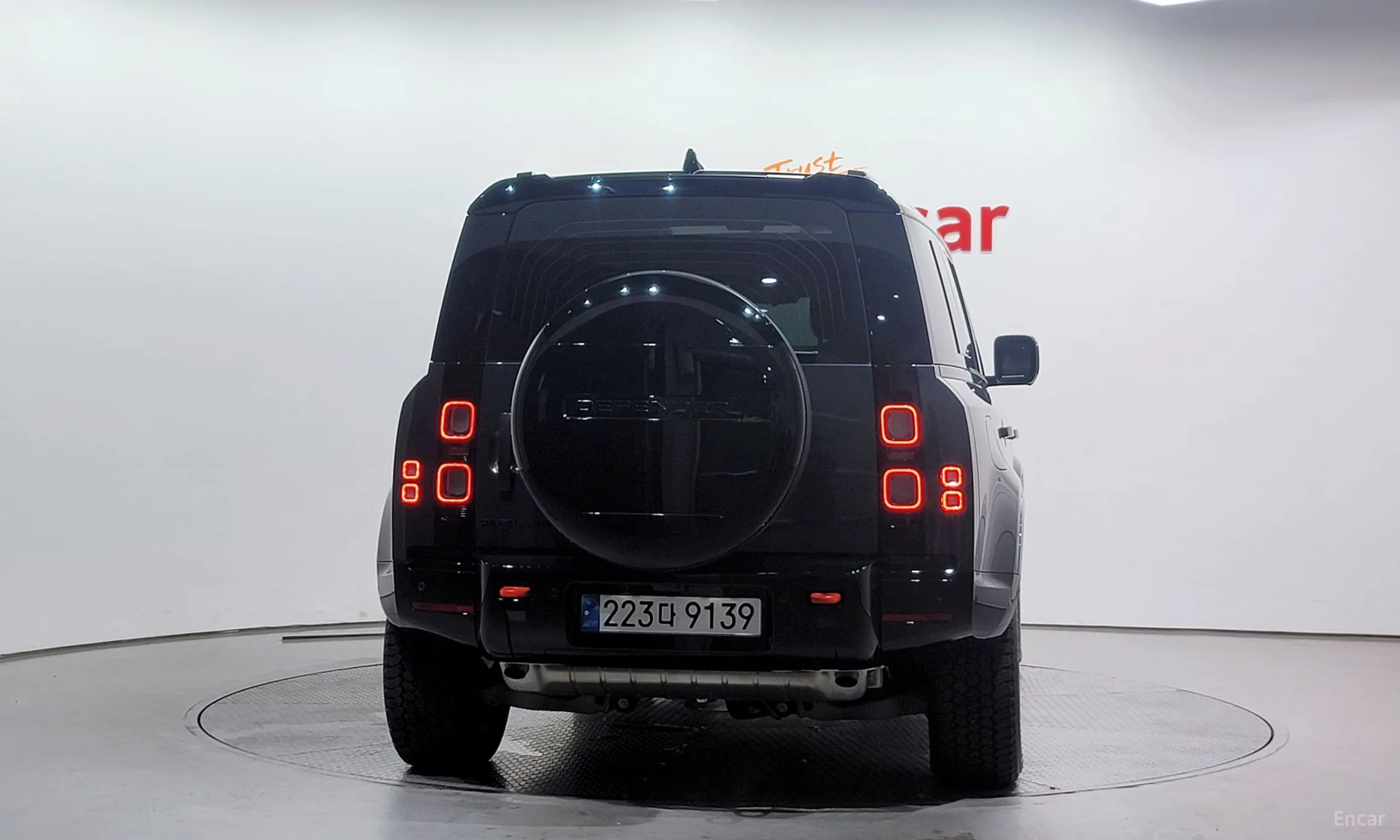 Land Rover Defender (L663) превью 3