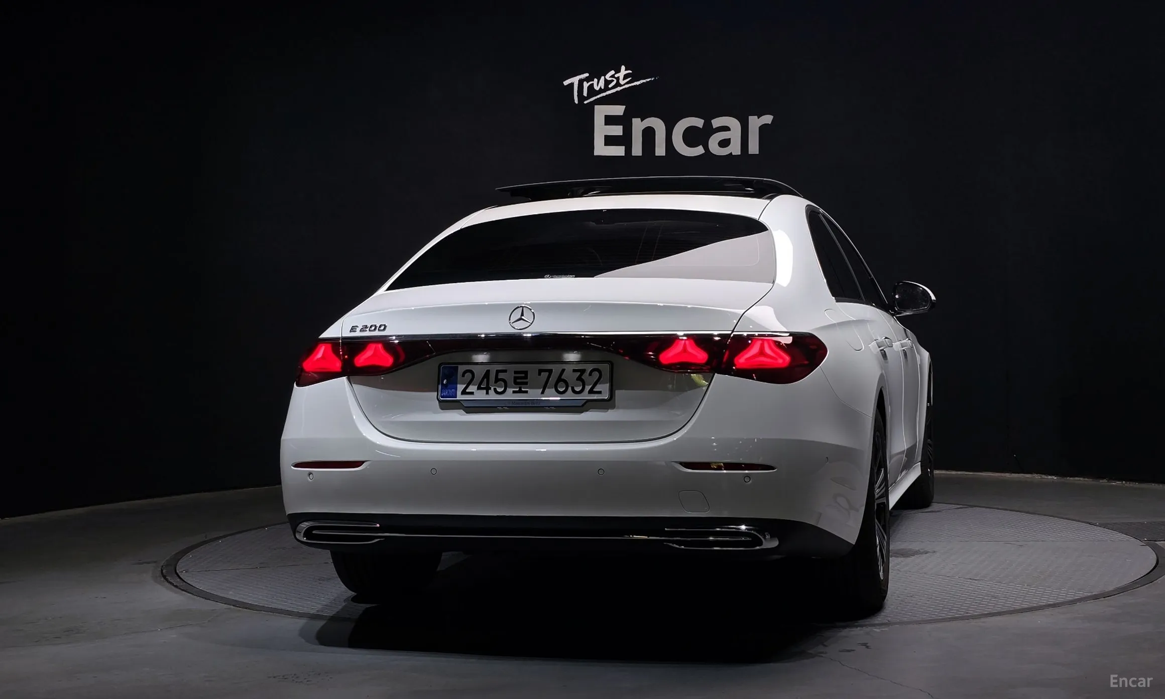 Mercedes Benz E-Class W214 превью 3