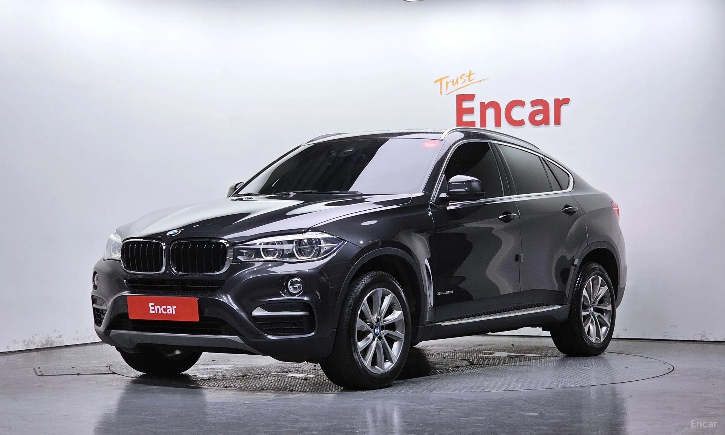 X6 (F16)