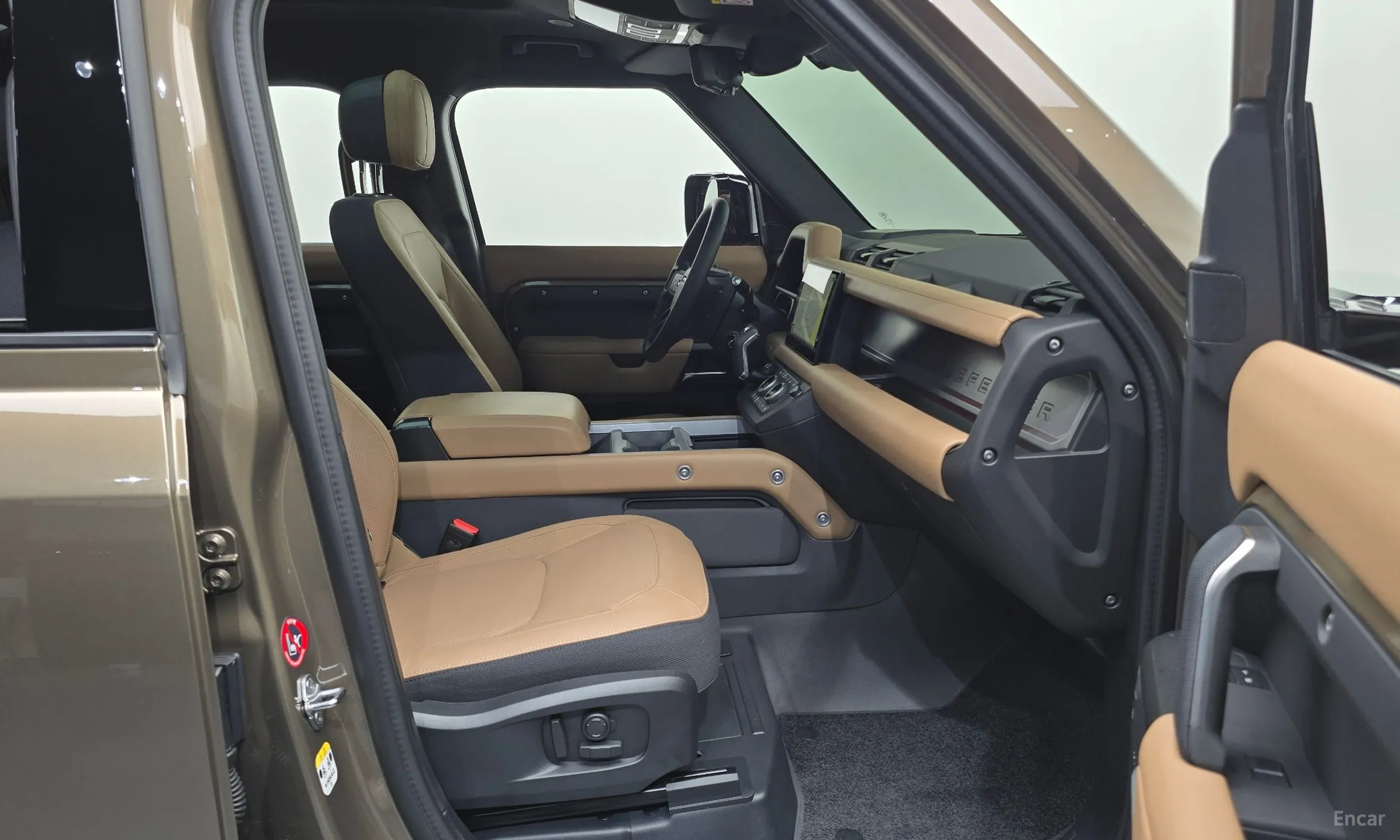 Land Rover Defender (L663)