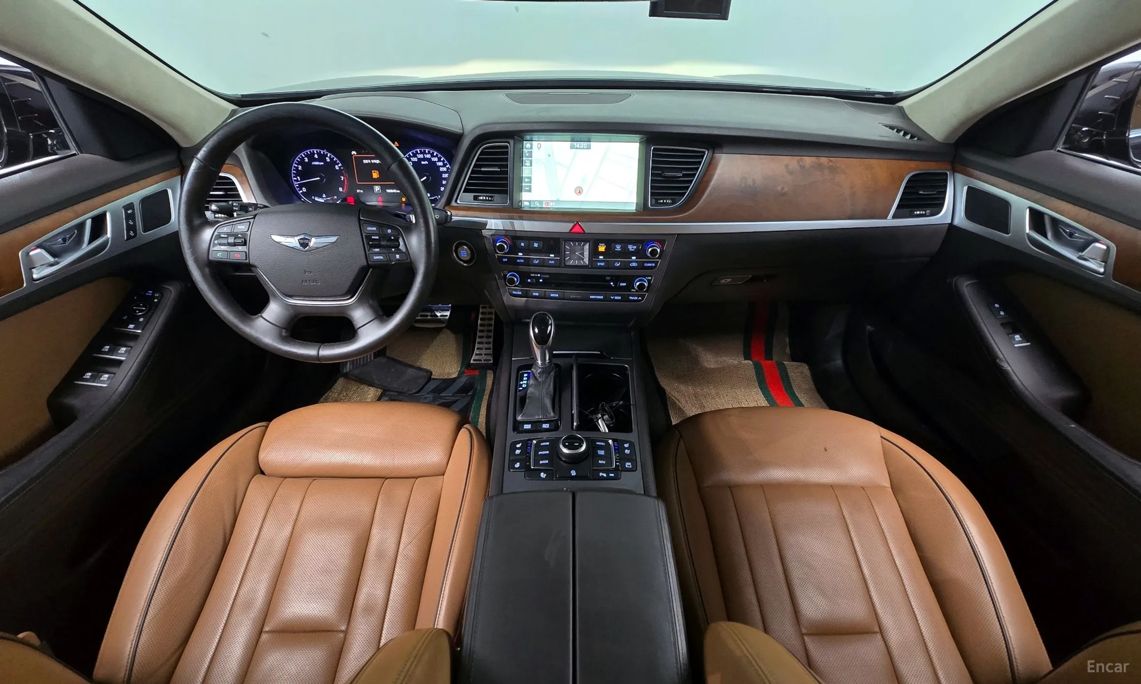 Hyundai Genesis DH превью 4