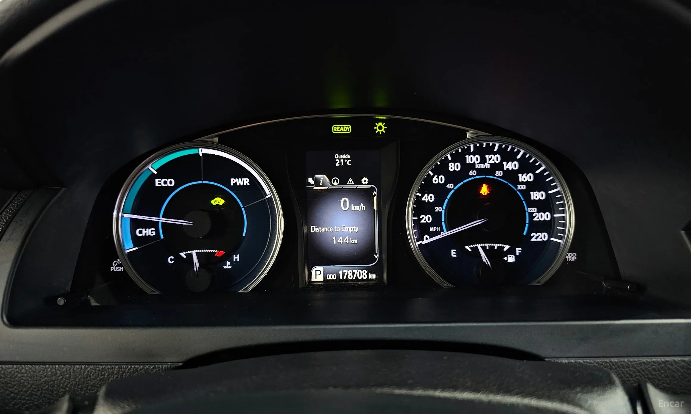 Toyota New Camry превью 8