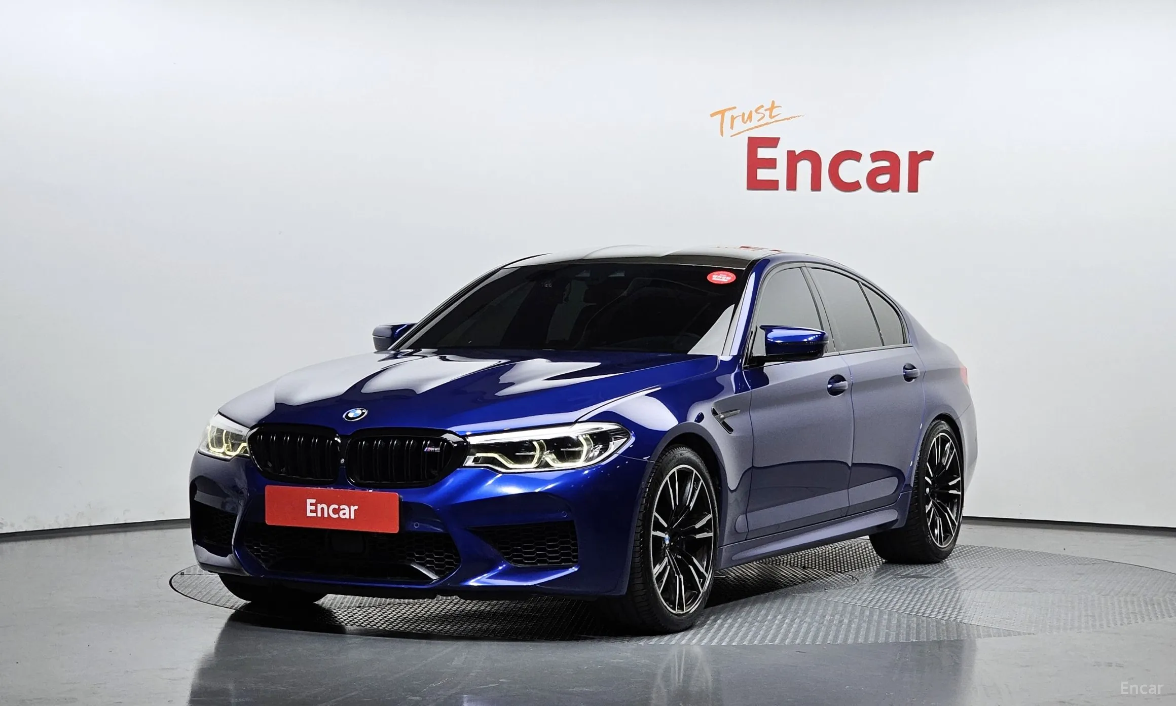 BMW M5 (F90)