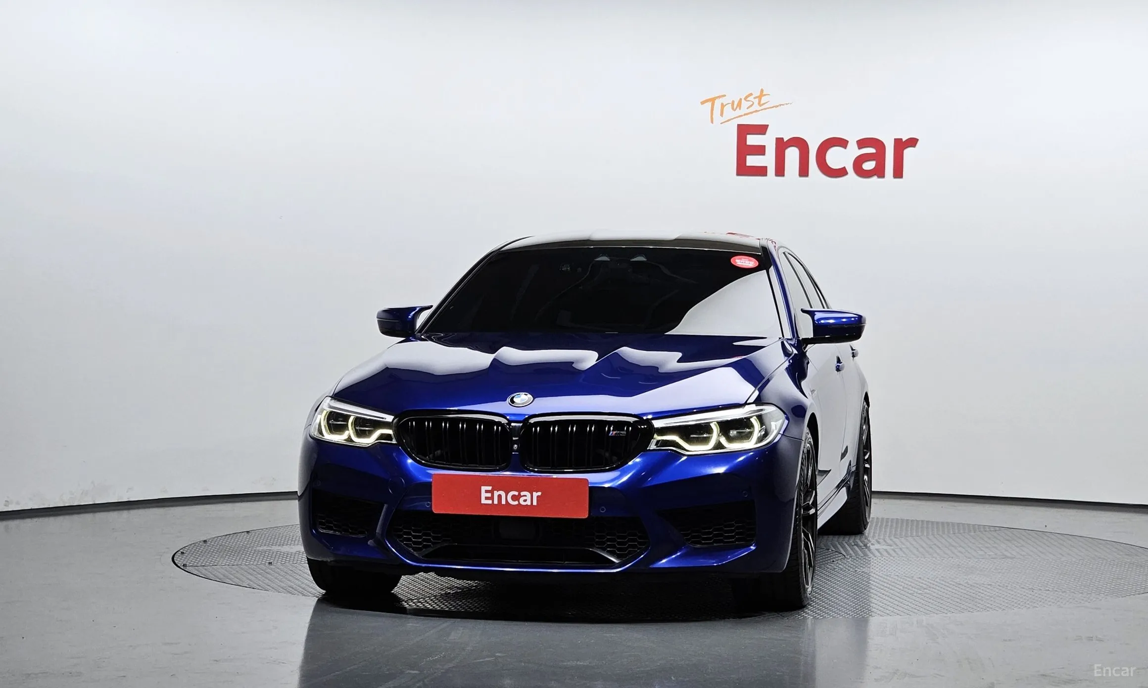 BMW M5 (F90)